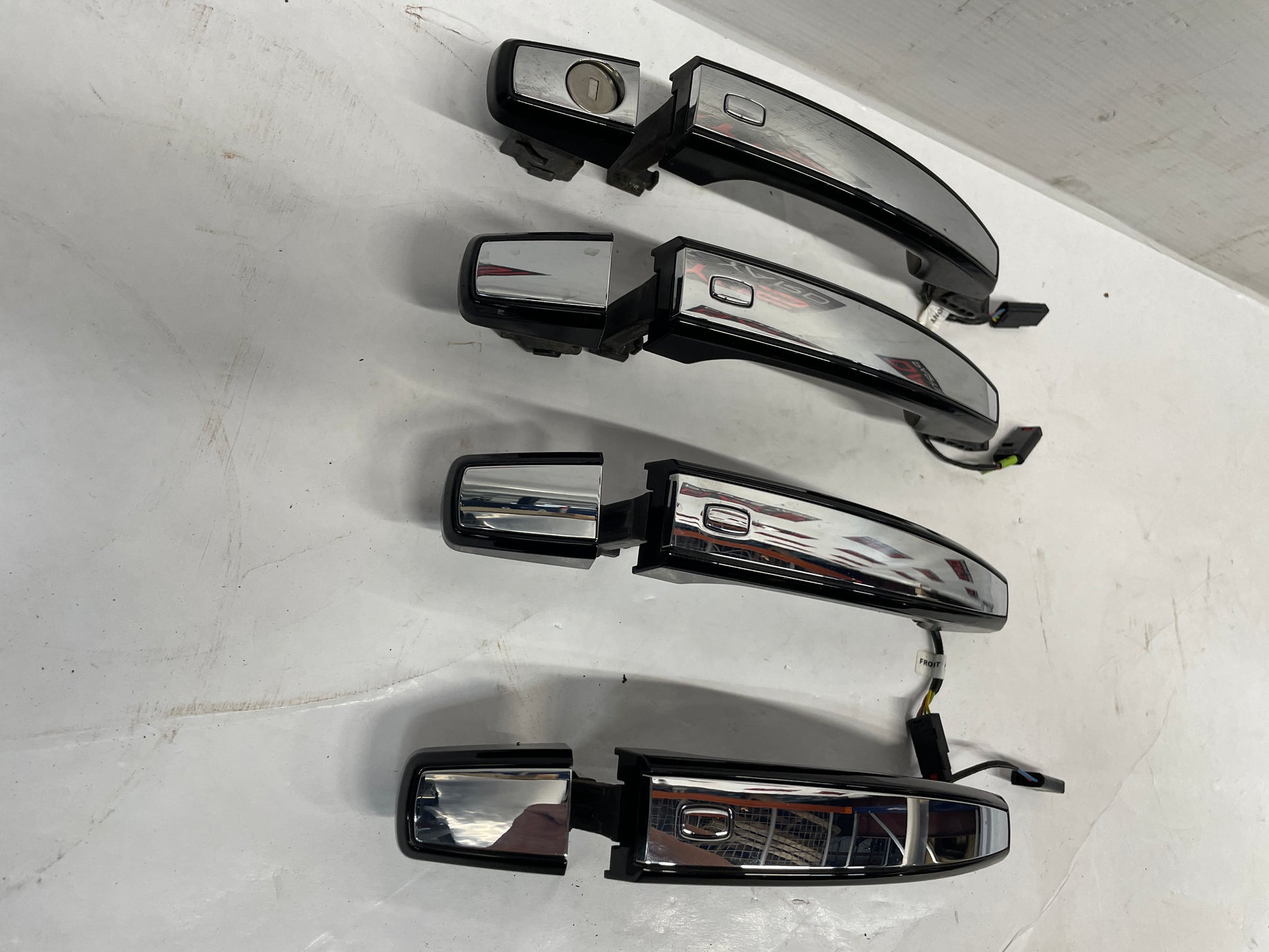 2016 Chevy SS Sedan Exterior Door Handle Set Black/ Chrome OEM - Day's Parts Yard