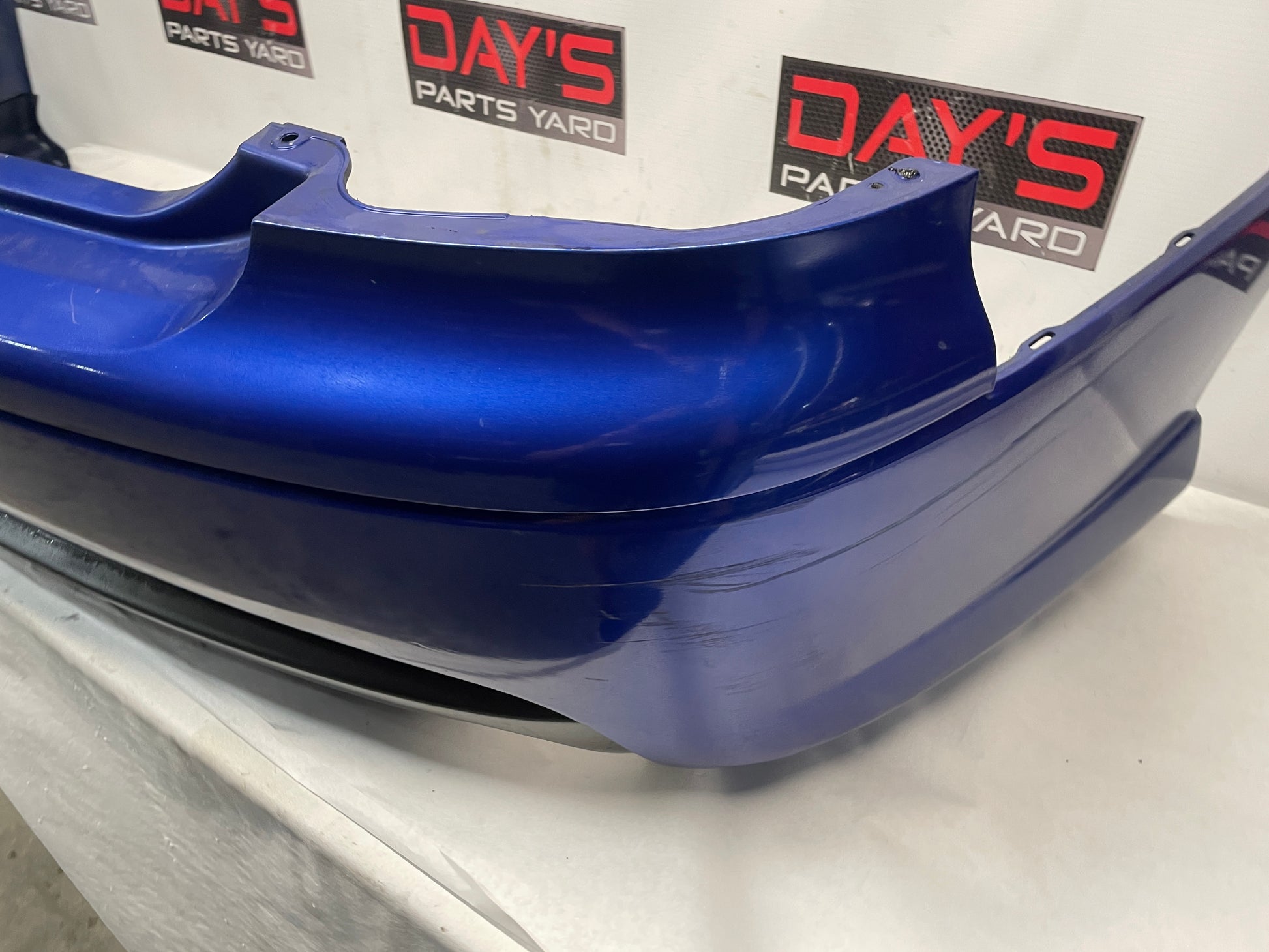 2005 Pontiac GTO Complete Rear Bumper Cover OEM - Day's Parts Yard