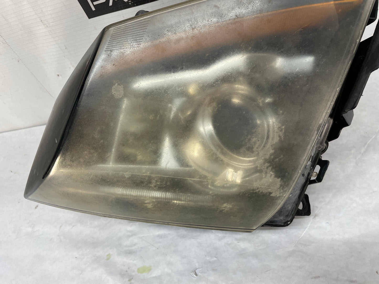 2010 Cadillac CTS-V Sedan RH Passenger HID Xenon Head Light Headlight Lamp OEM