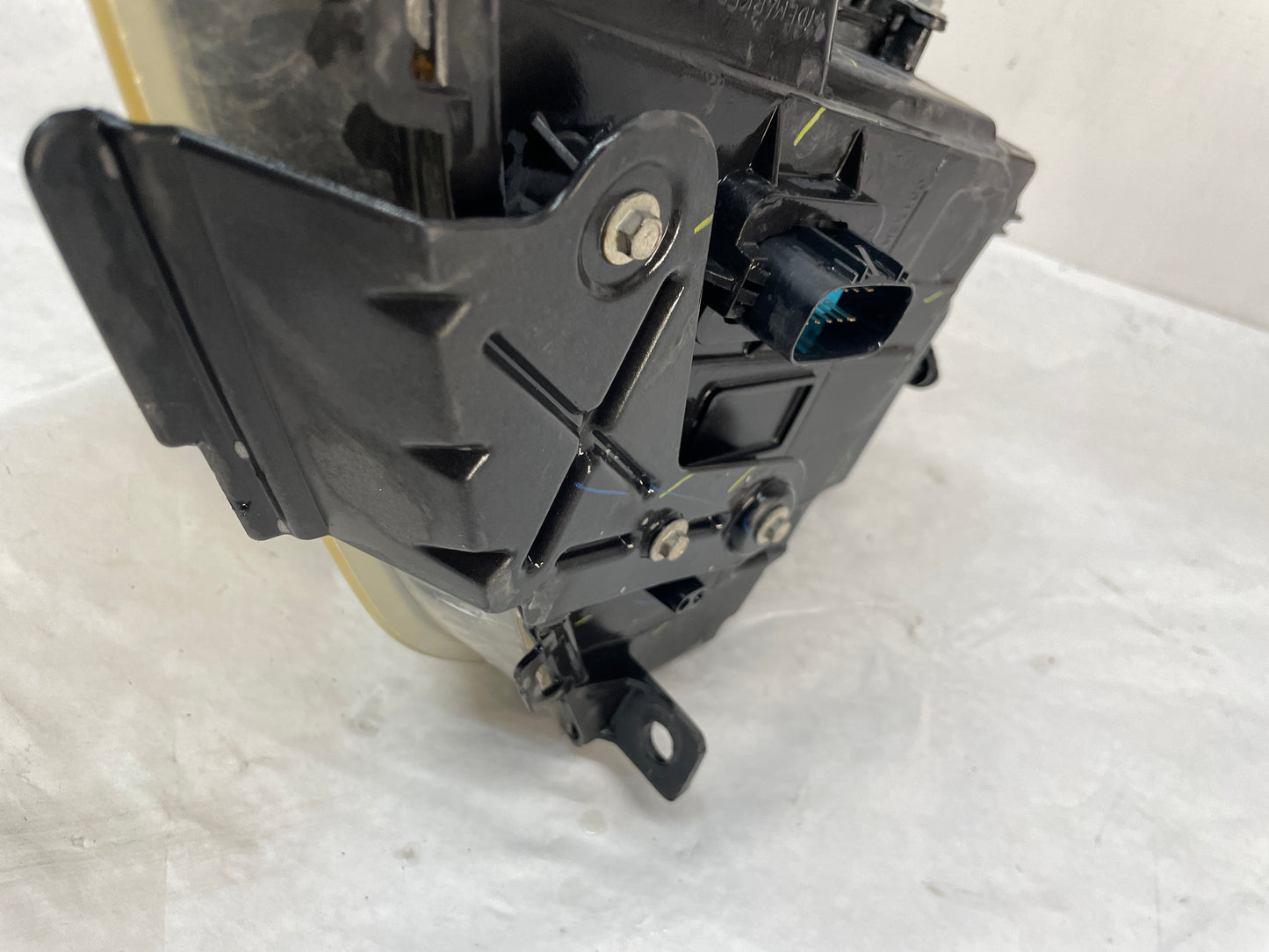 2010 Cadillac CTS-V Sedan RH Passenger HID Xenon Head Light Headlight Lamp OEM