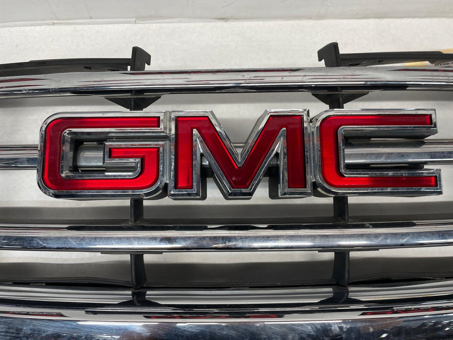 2013 GMC Sierra C1500 SLE Front Grille OEM - Day's Parts Yard