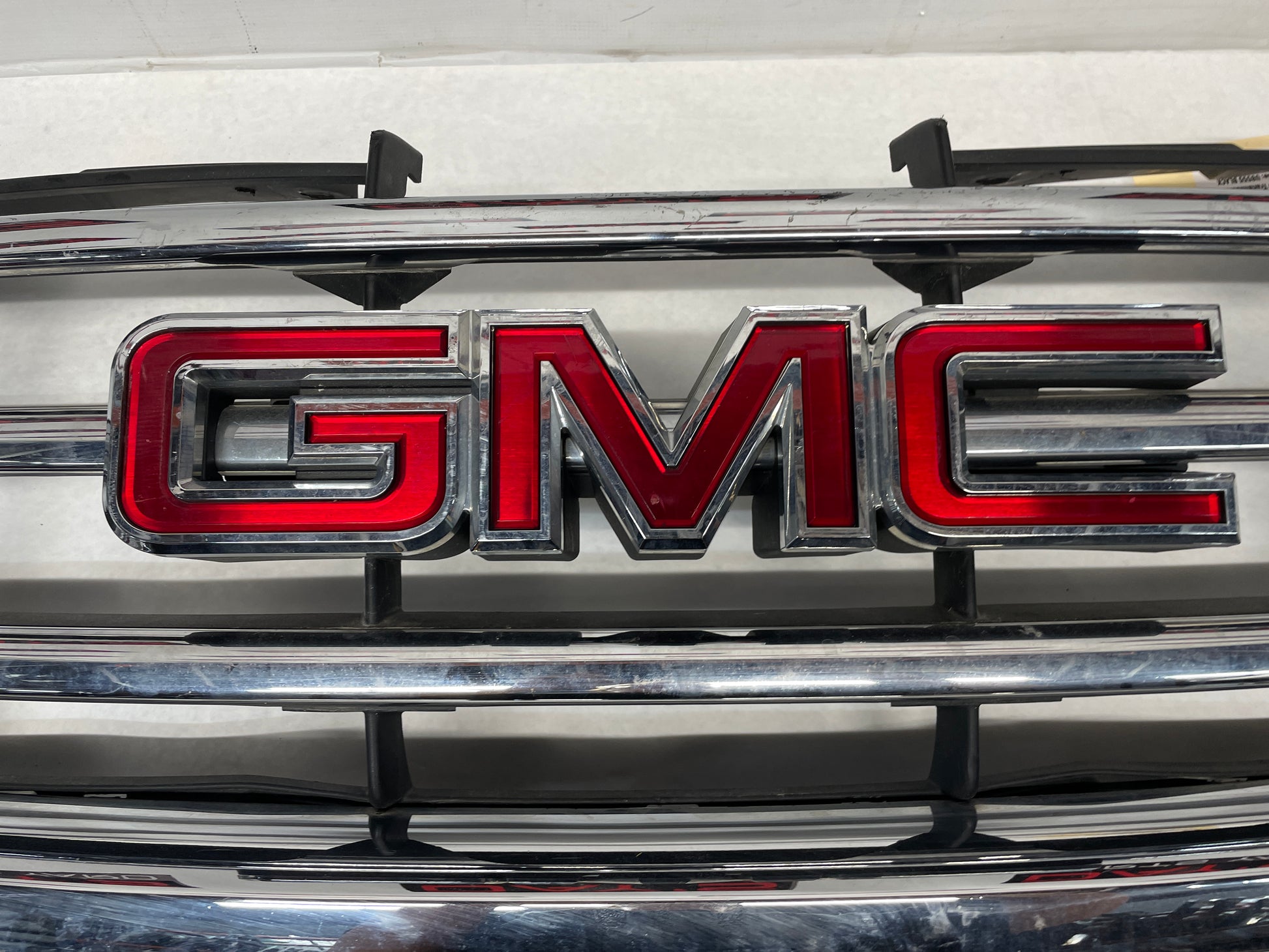 2013 GMC Sierra C1500 SLE Front Grille OEM - Day's Parts Yard