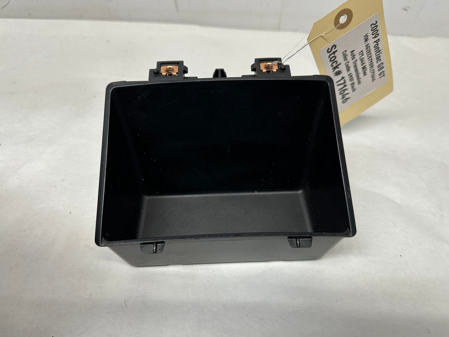 2009 Pontiac G8 GT Center Console OEM - Day's Parts Yard