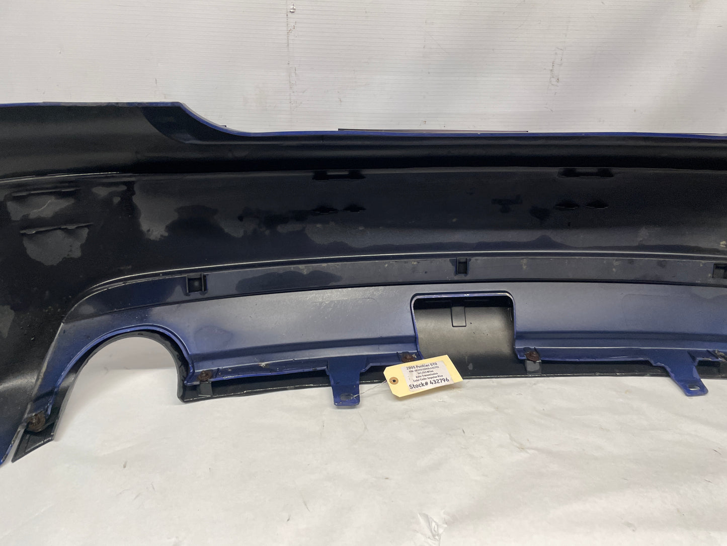 2005 Pontiac GTO Complete Rear Bumper Cover OEM - Day's Parts Yard