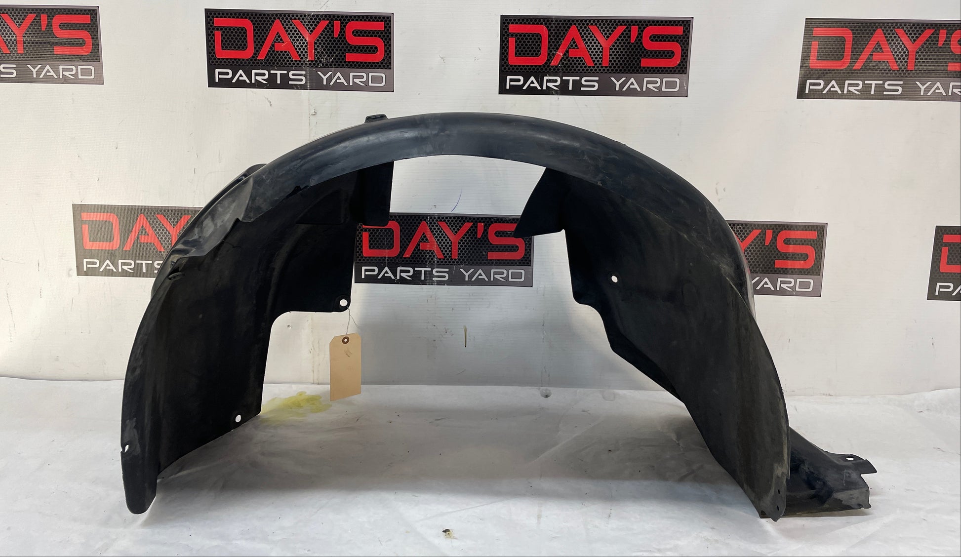 2009 Pontiac G8 GT LH Driver Front Fender Wheel Well Liner House OEM - Day's Parts Yard