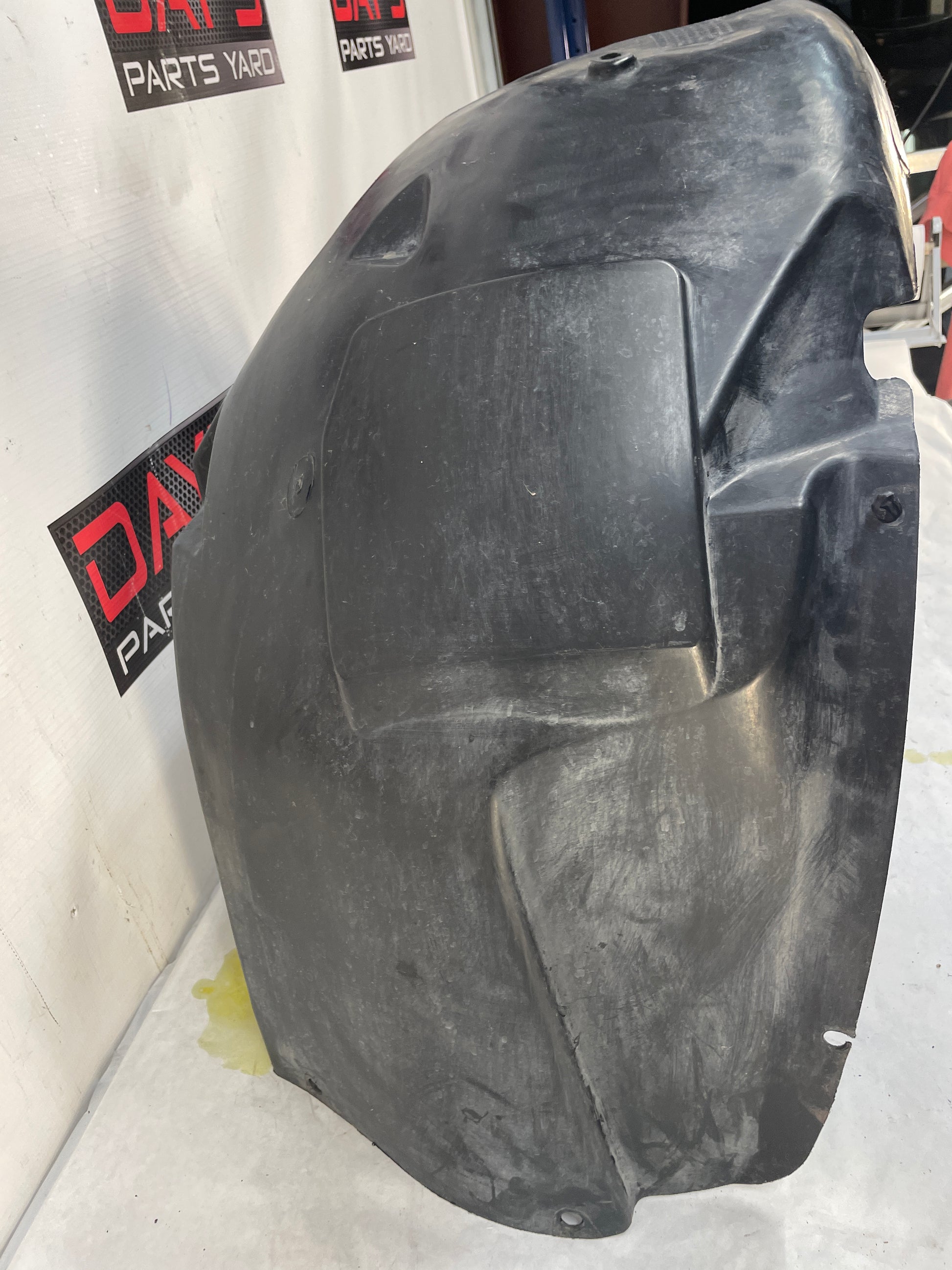 2009 Pontiac G8 GT LH Driver Front Fender Wheel Well Liner House OEM - Day's Parts Yard