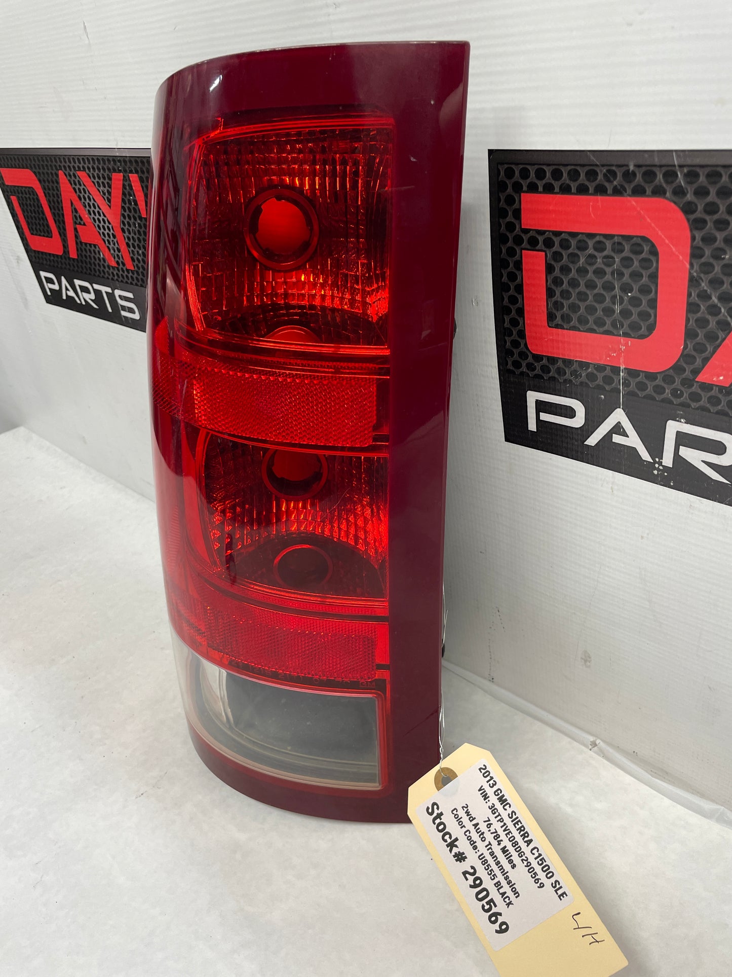 2013 GMC Sierra C1500 SLE LH Driver Tail Light Taillight Lamp OEM - Day's Parts Yard