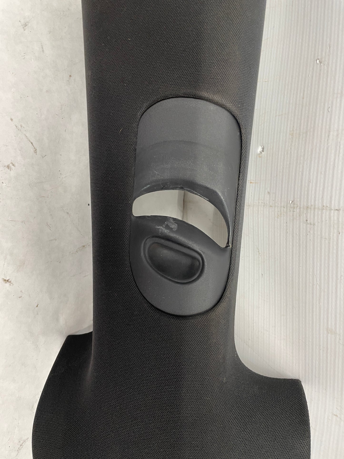 2006 Pontiac GTO RH & LH Interior Upper B Pillar Seat Belt Trim OEM - Day's Parts Yard
