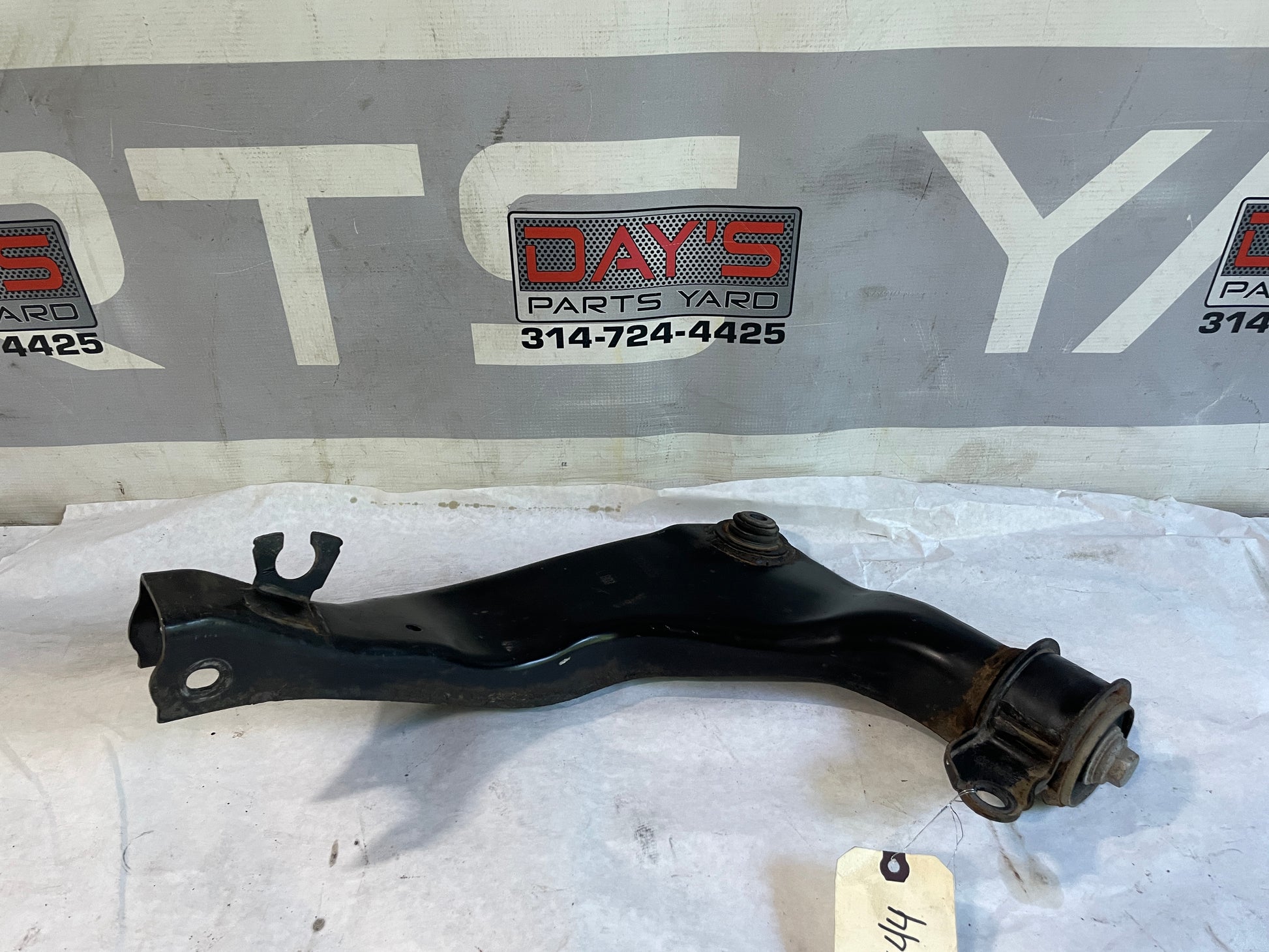 2009 Pontiac G8 Base Rear LH Driver Upper Control Arm OEM - Day's Parts Yard