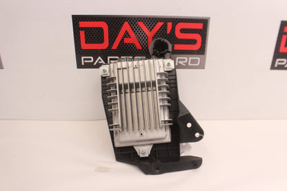 2015 Chevy SS Sedan Bose Radio Amplifier w/ Bracket OEM - Day's Parts Yard