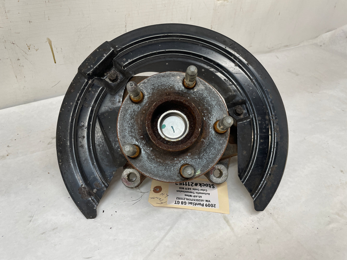 2009 Pontiac G8 GT LH Driver Front Suspension Spindle Knuckle Hub Assembly OEM - Day's Parts Yard