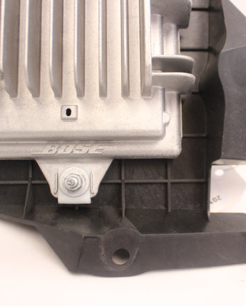 2015 Chevy SS Sedan Bose Radio Amplifier w/ Bracket OEM