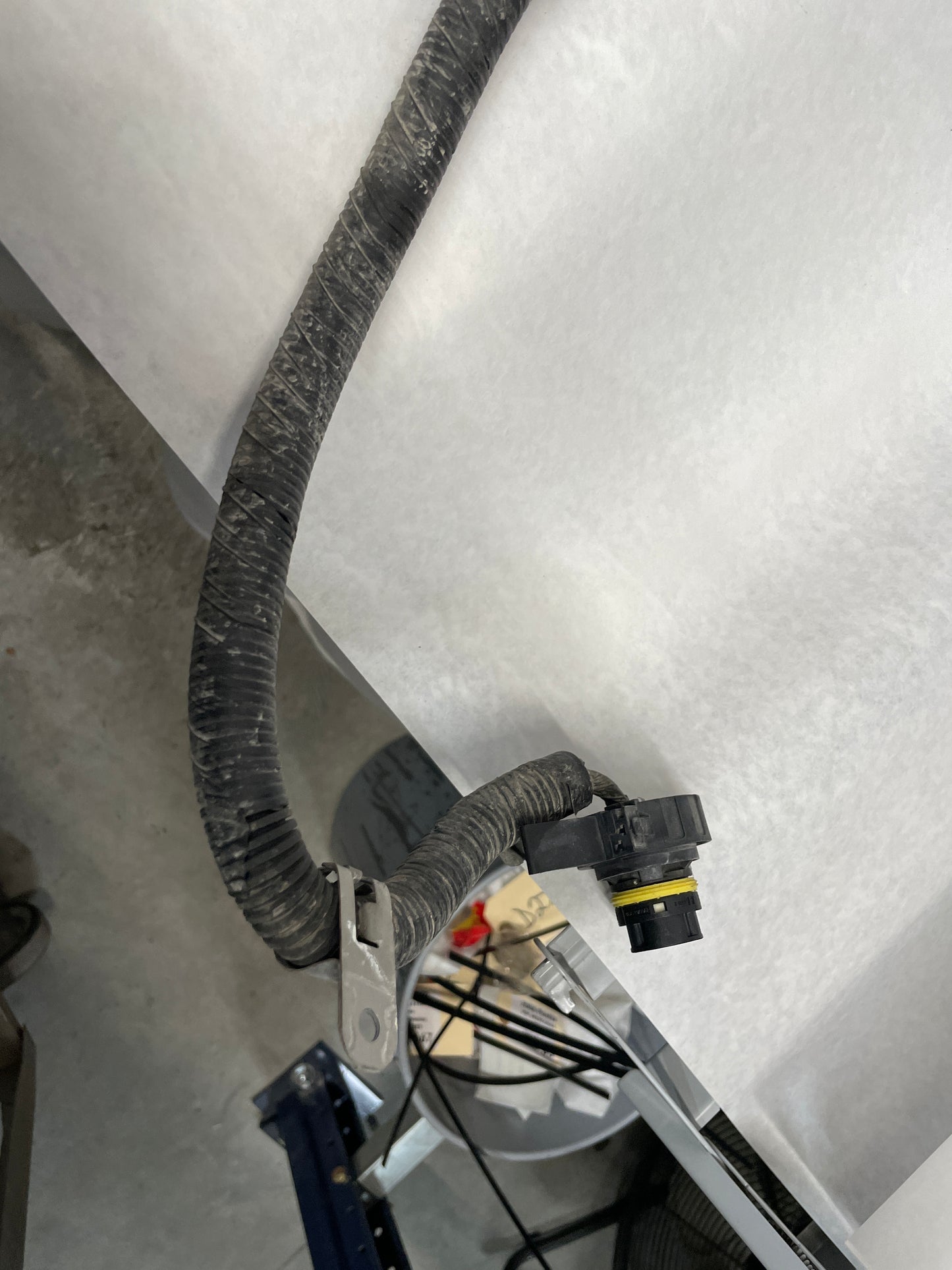 2013 GMC Sierra C1500 SLE Engine Transmission  Wire Wiring Harness OEM - Day's Parts Yard