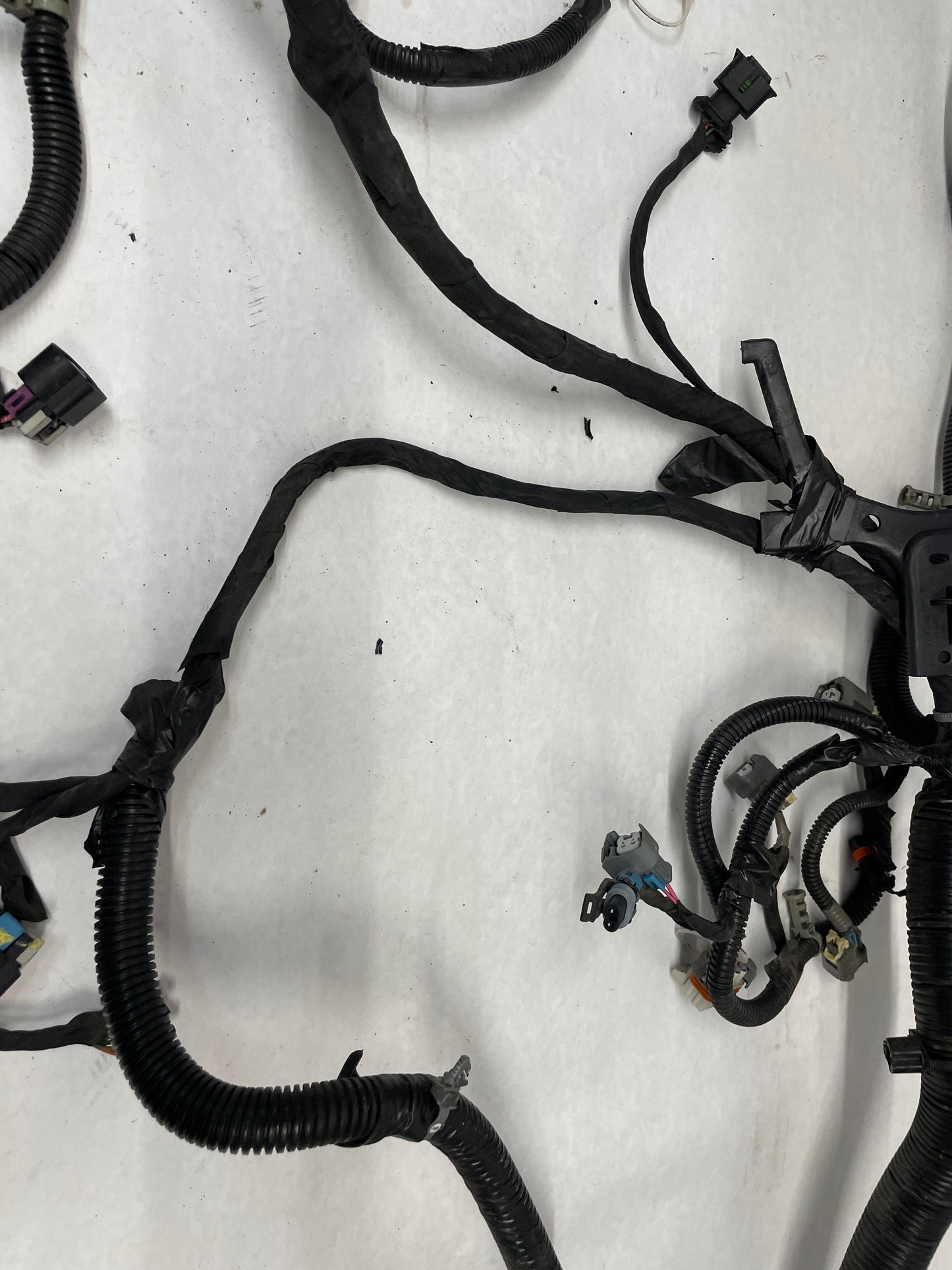 2013 GMC Sierra C1500 SLE Engine Transmission  Wire Wiring Harness OEM - Day's Parts Yard