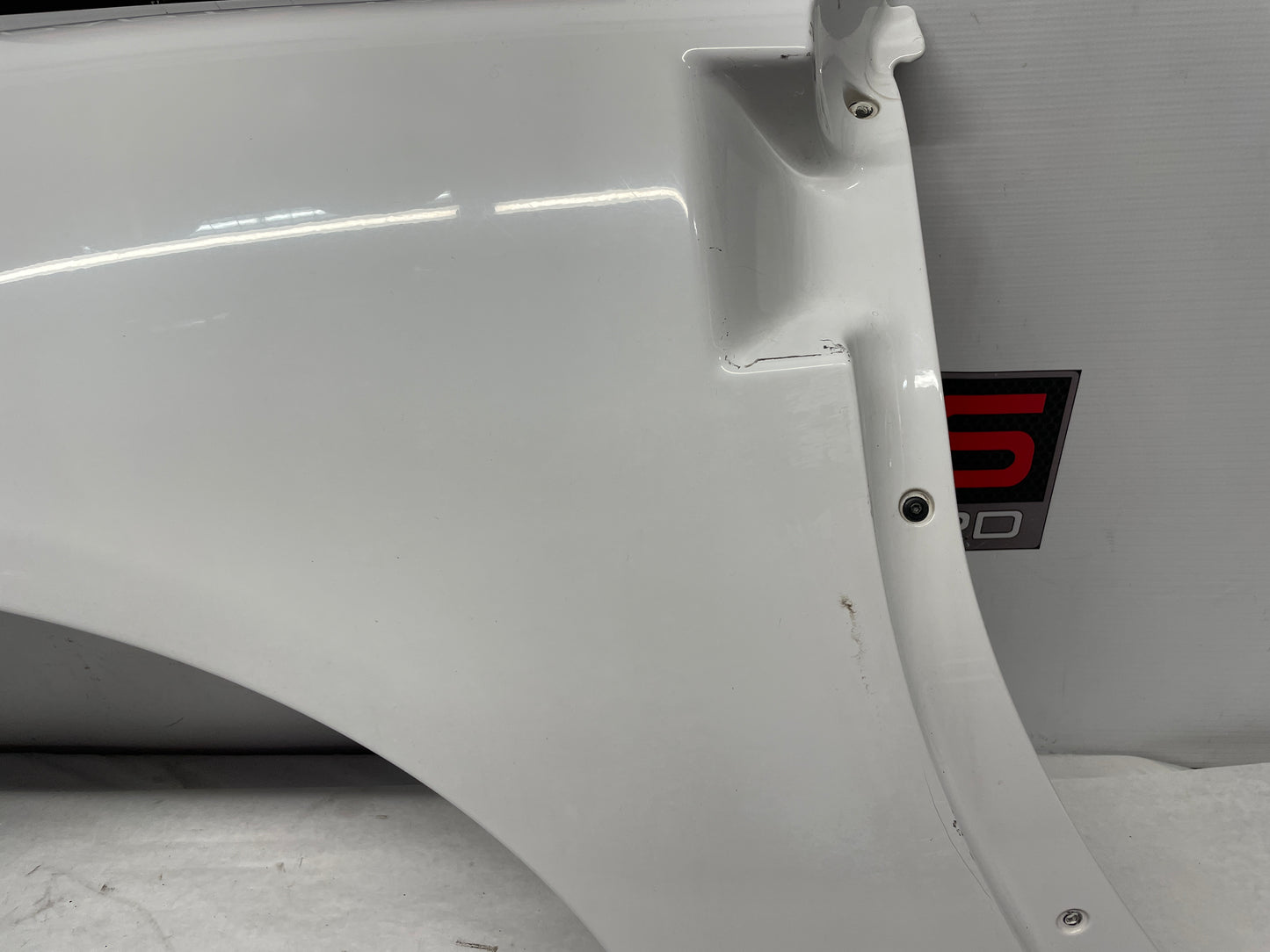 2008 Chevy Corvette RH Passenger Front Fender White OEM - Day's Parts Yard