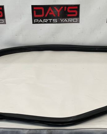 2009 Pontiac G8 GT RH Passenger Rear Door Weather Strip Rubber Seal OEM