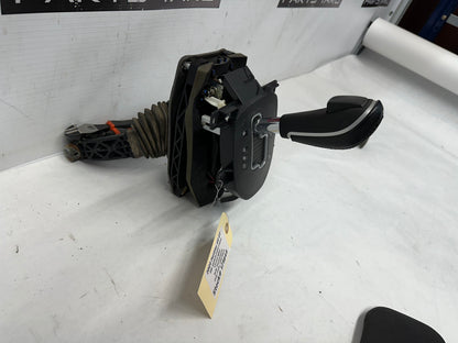 2009 Pontiac G8 GT Automatic Shifter Assembly OEM - Day's Parts Yard