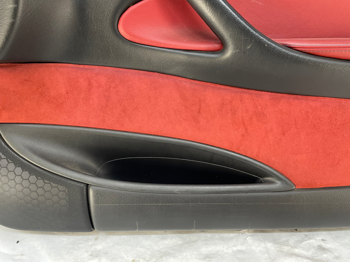 2004 Pontiac GTO RH Passenger Front Interior Door Panel Red OEM