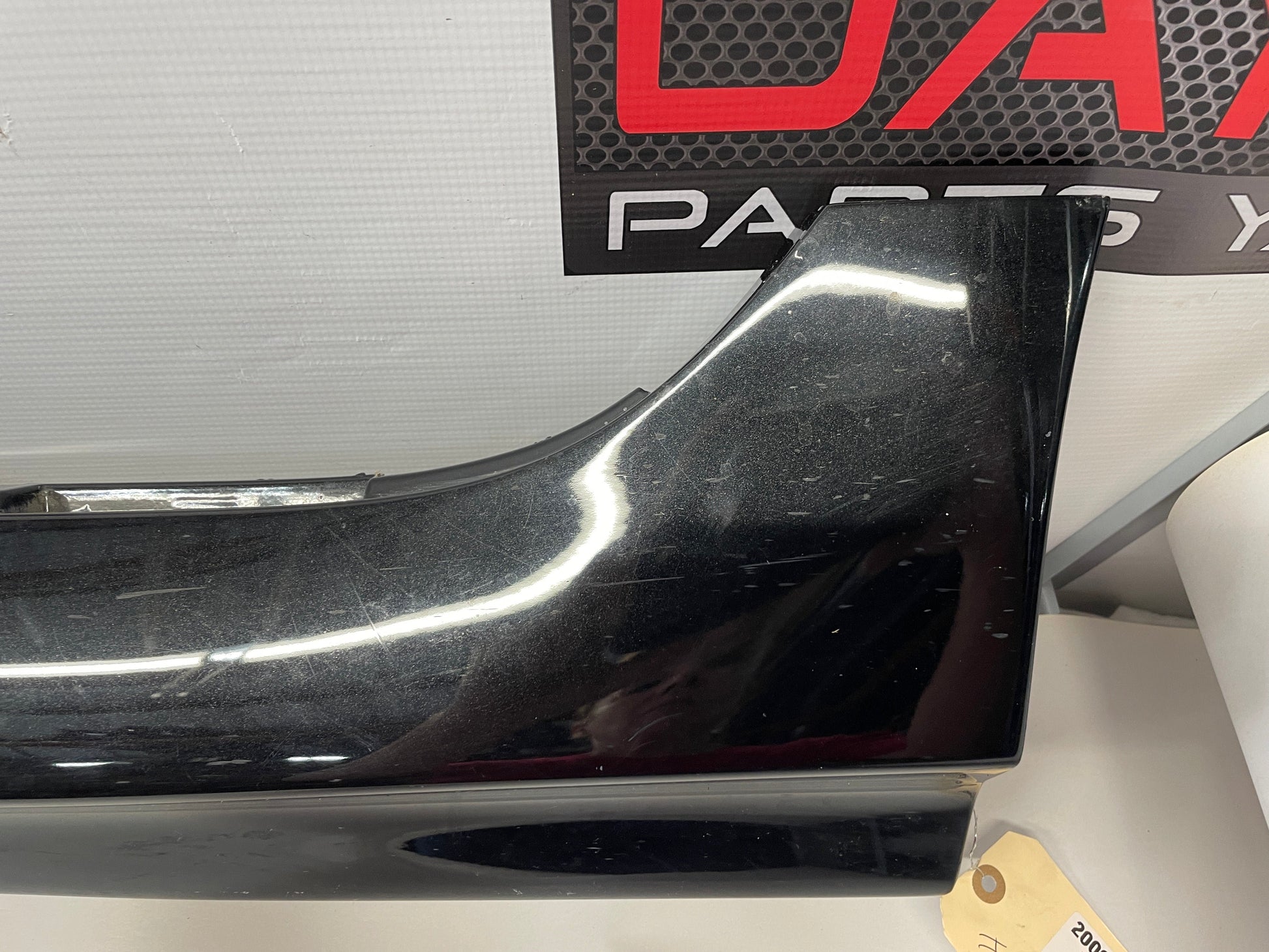 2009 Pontiac G8 GT LH Driver Rocker Molding Panel OEM - Day's Parts Yard