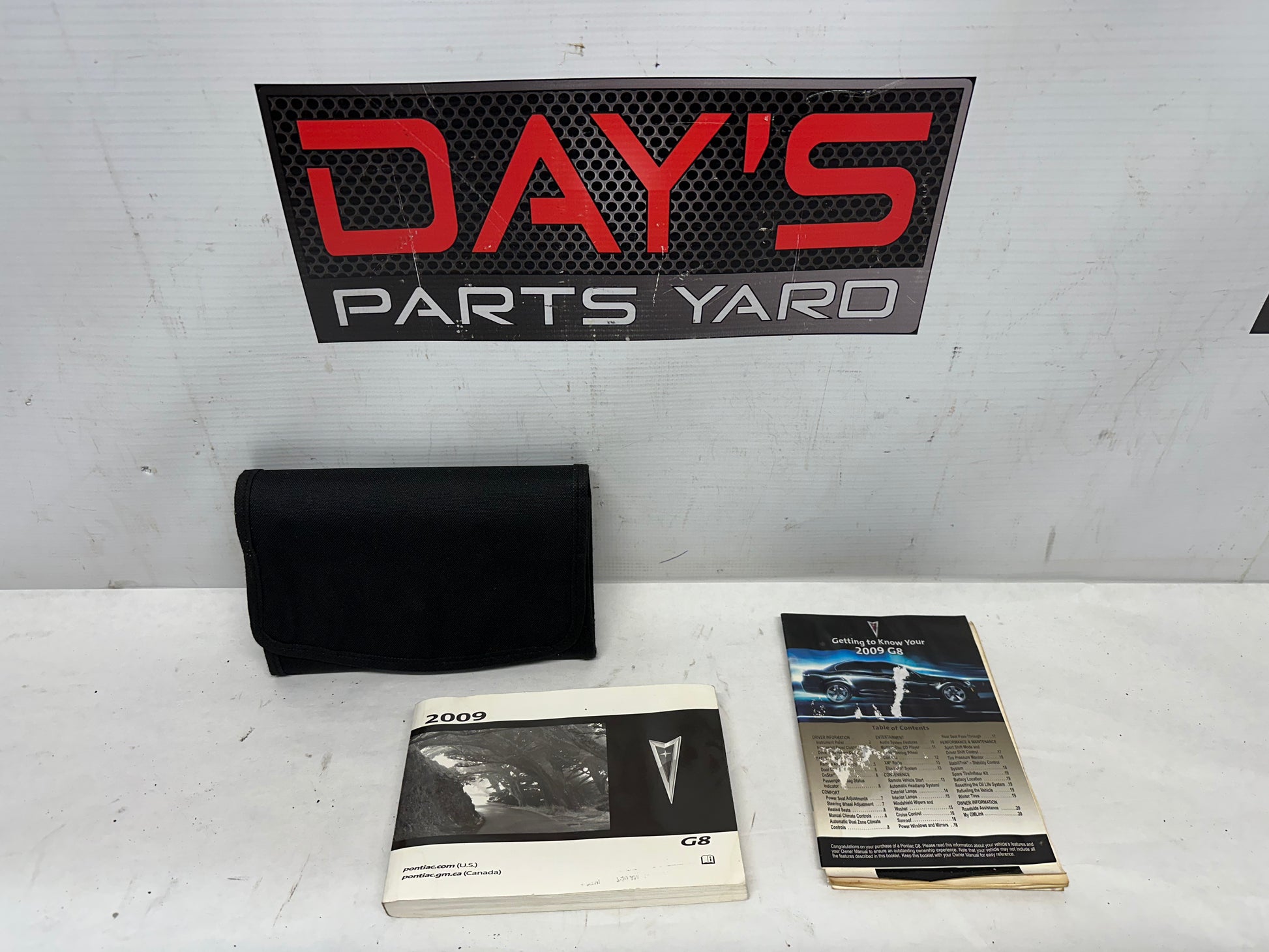 2009 Pontiac G8 GT Owners Manual Book Booklet OEM - Day's Parts Yard