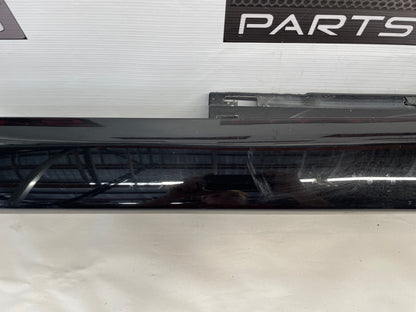 2009 Pontiac G8 GT LH Driver Rocker Molding Panel OEM - Day's Parts Yard