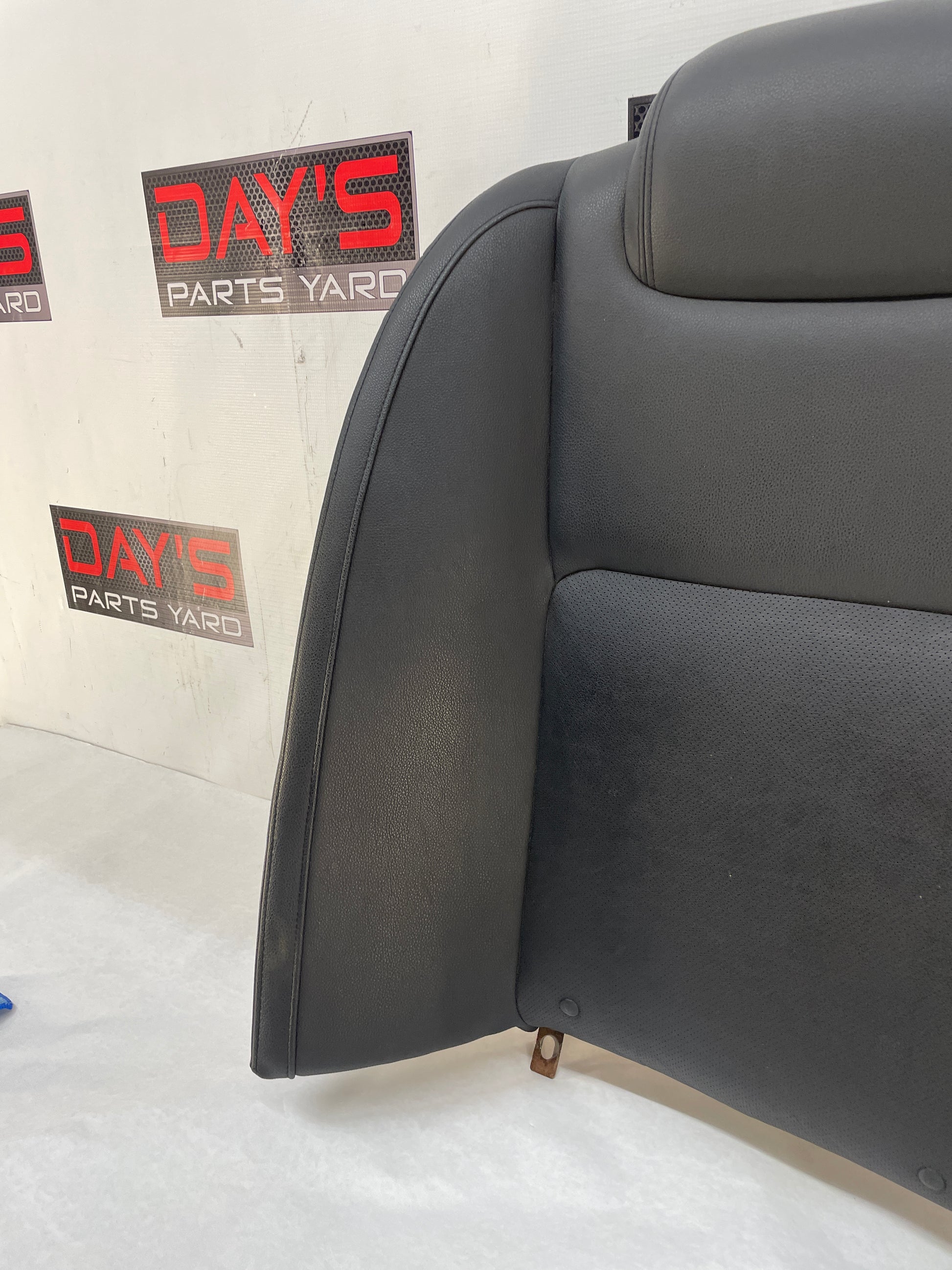 2009 Pontiac G8 GT RH Passenger Rear Upper Seat Section OEM - Day's Parts Yard