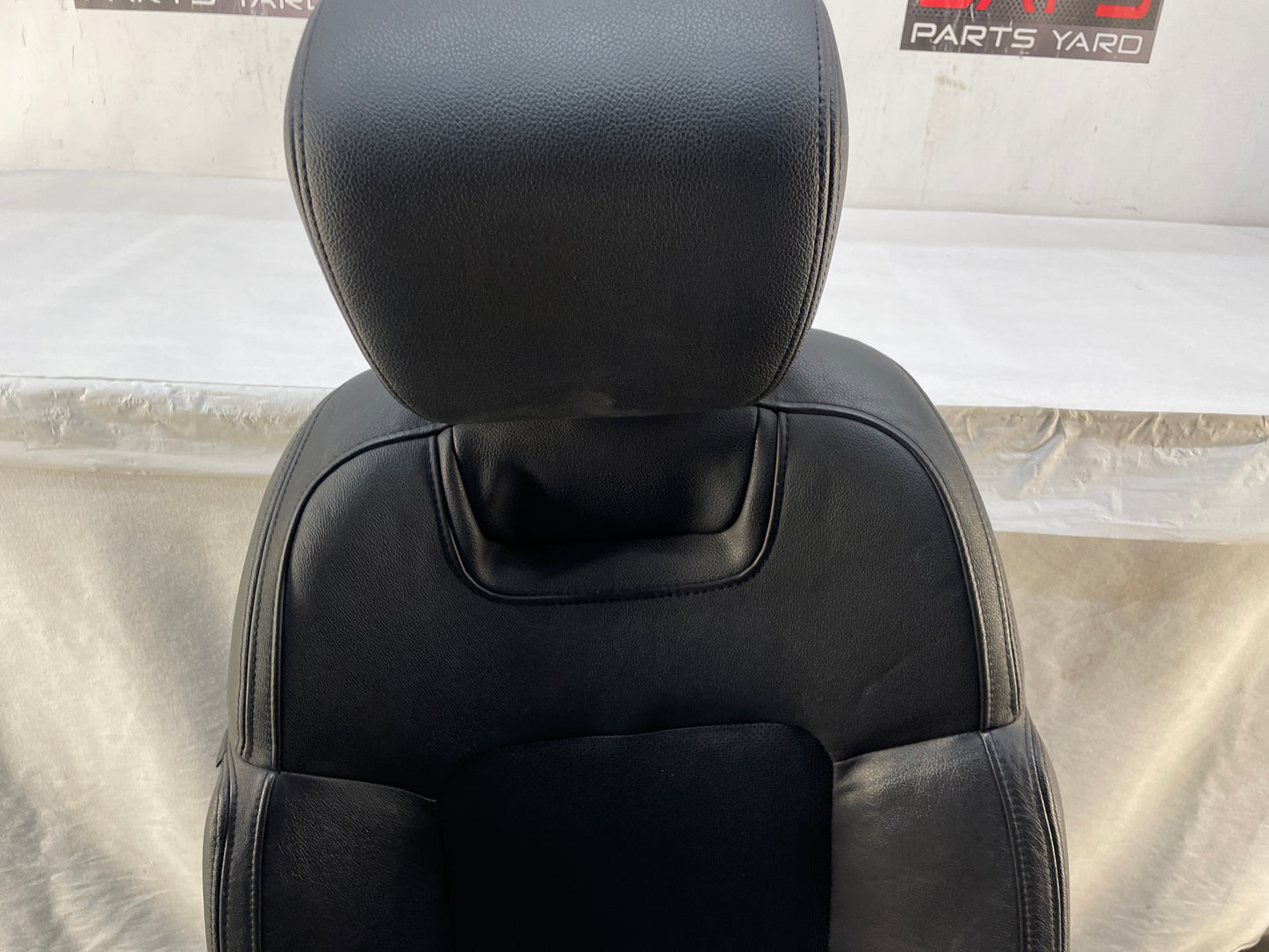 2009 Pontiac G8 GT RH Passenger Front Seat OEM - Day's Parts Yard