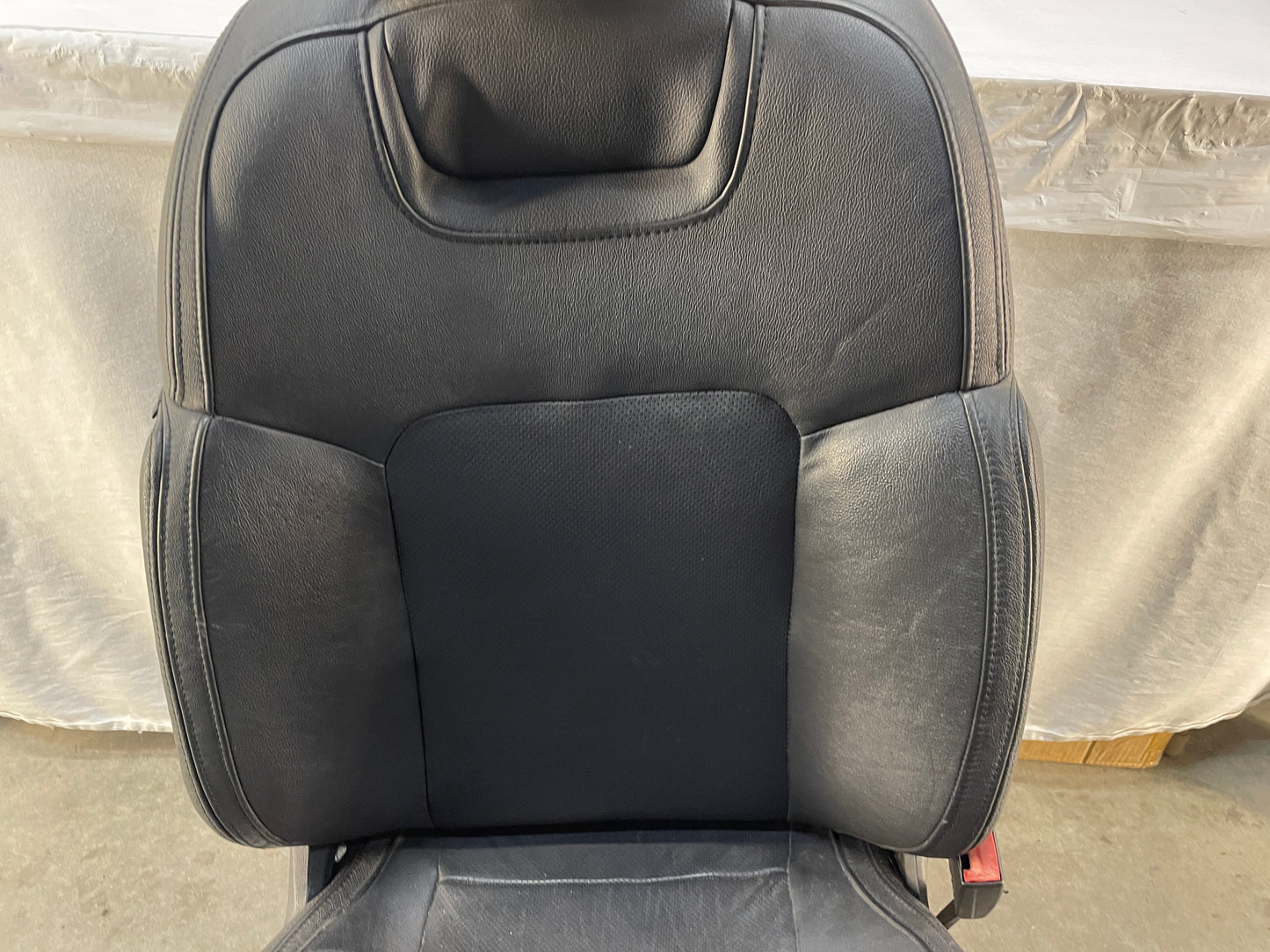 2009 Pontiac G8 GT RH Passenger Front Seat OEM - Day's Parts Yard