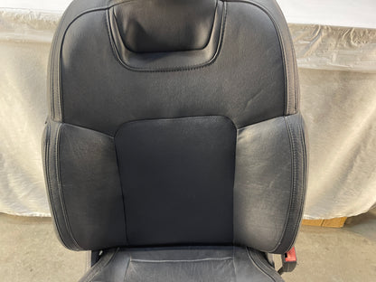 2009 Pontiac G8 GT RH Passenger Front Seat OEM - Day's Parts Yard