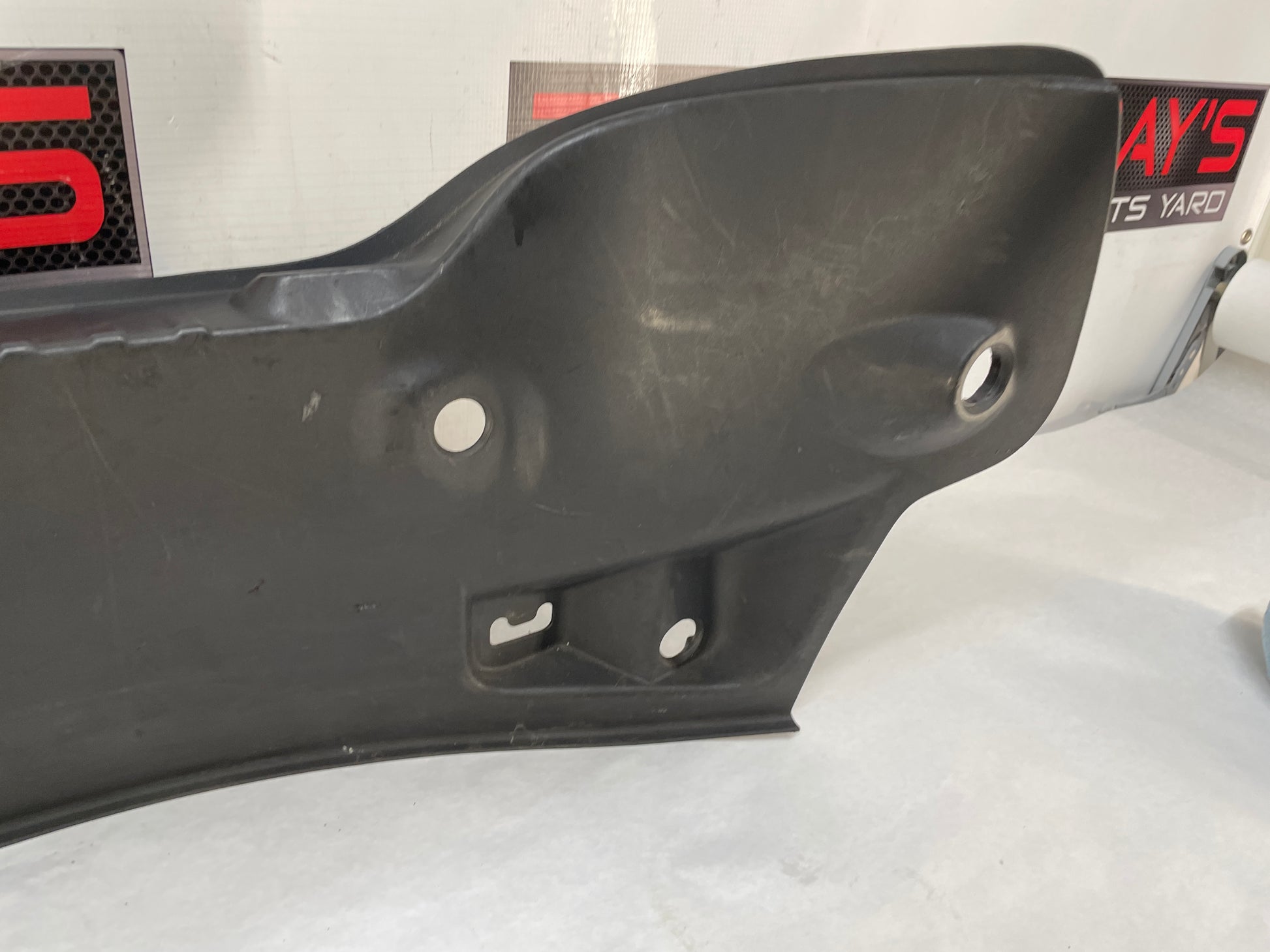 2013 Chevy Camaro SS Rear Body Tailgate Trim Panel Molding OEM - Day's Parts Yard