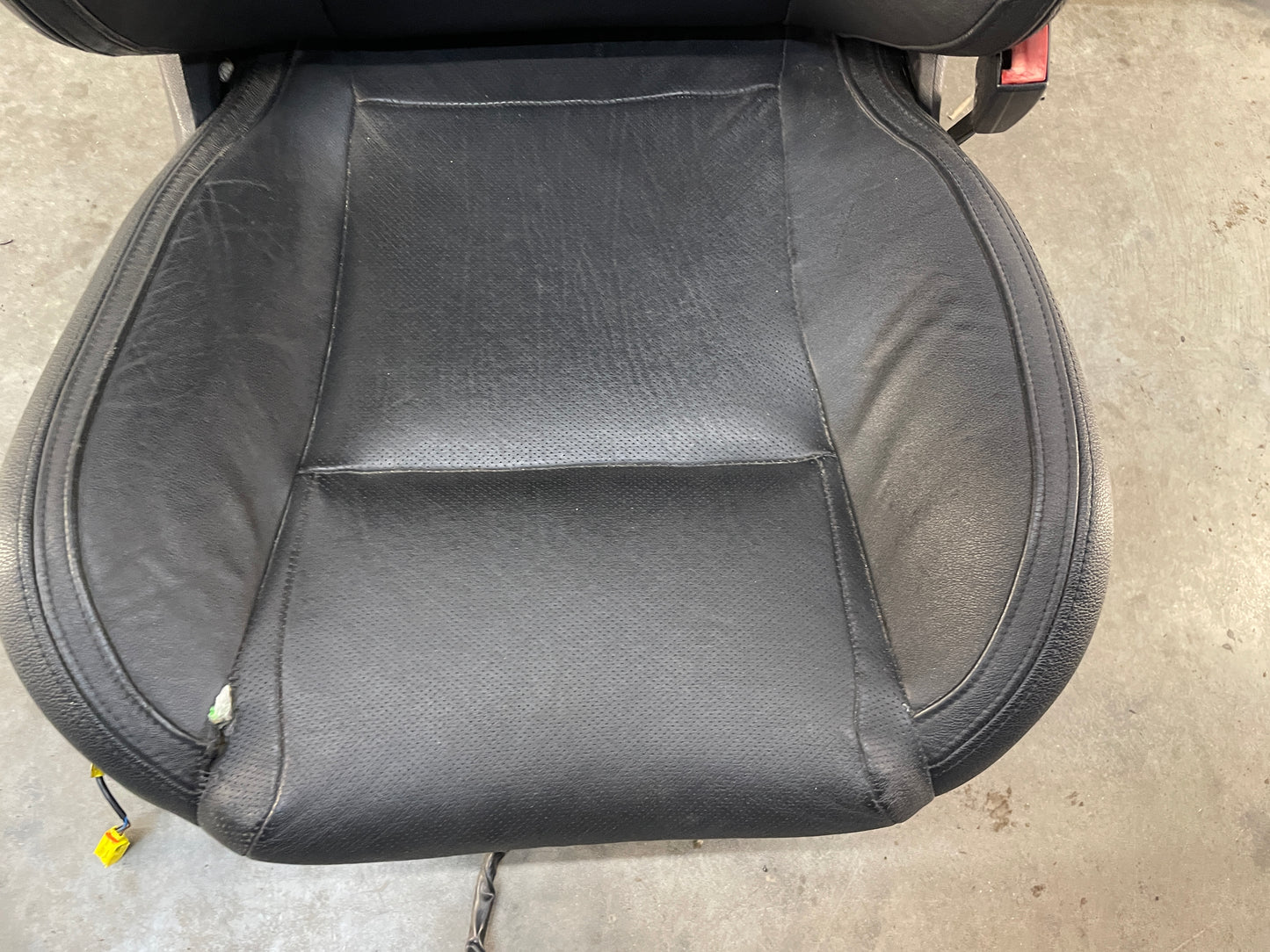 2009 Pontiac G8 GT RH Passenger Front Seat OEM - Day's Parts Yard