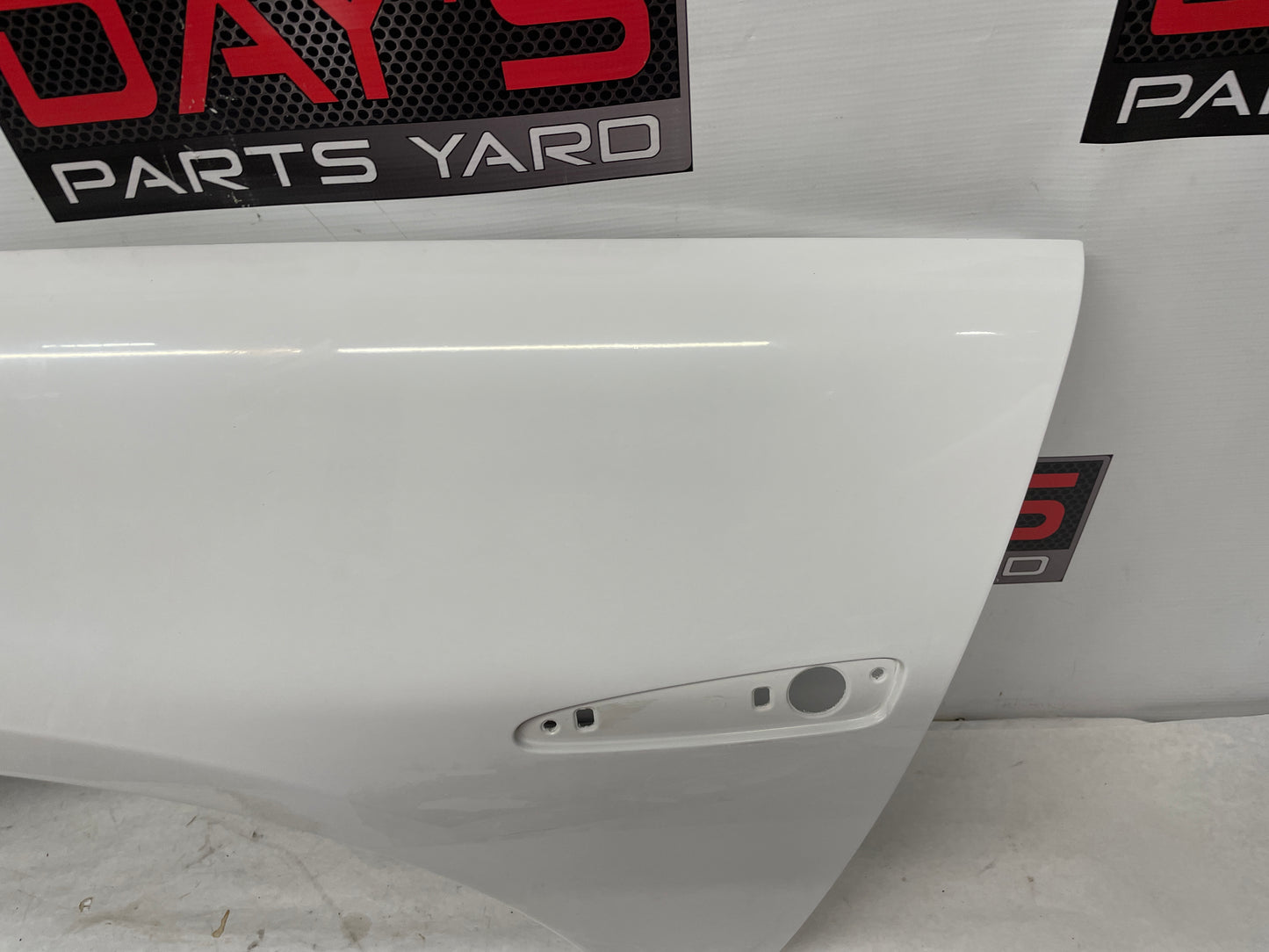 2008 Chevy Corvette LH Driver Front Fender White OEM - Day's Parts Yard