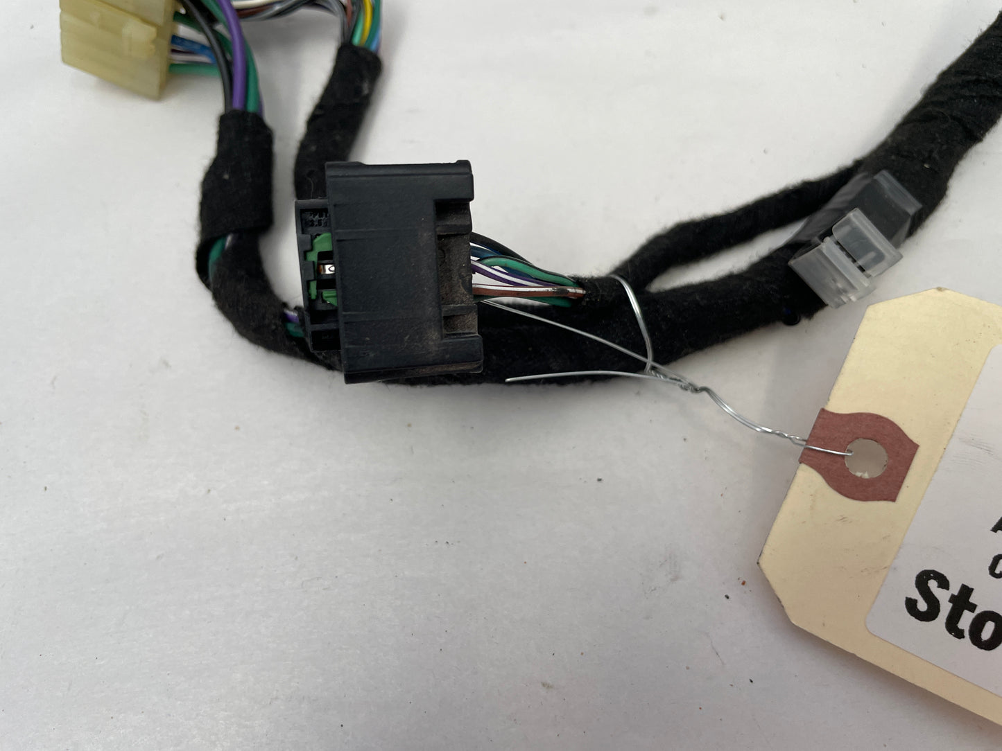 2009 Pontiac G8 Center Console Wire Wiring Harness Pigtail Plugs OEM - Day's Parts Yard