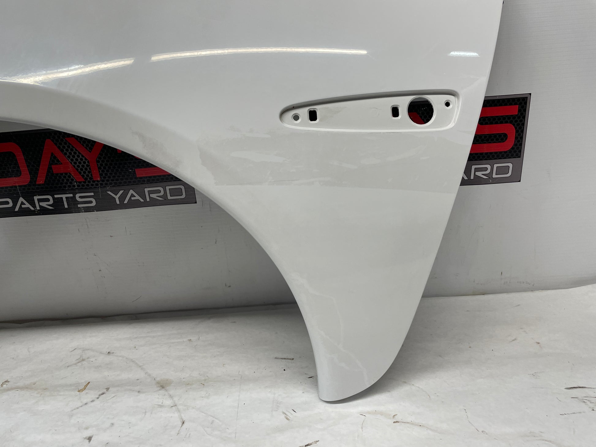 2008 Chevy Corvette LH Driver Front Fender White OEM - Day's Parts Yard