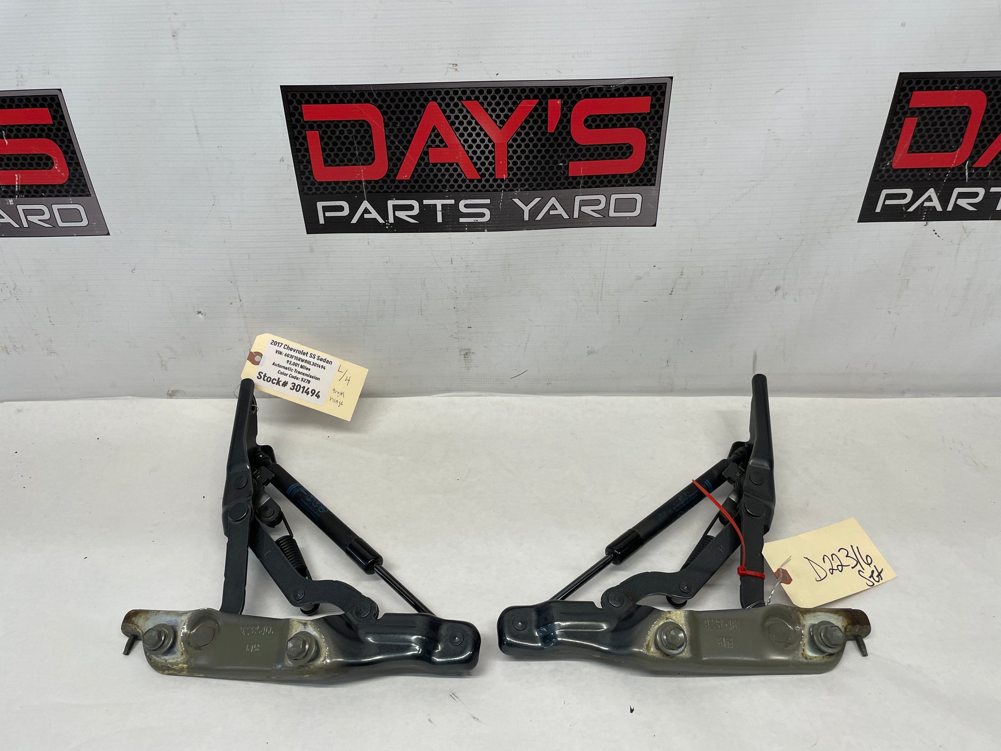 2017 Chevy SS Sedan RH & LH Trunk Hinges OEM - Day's Parts Yard
