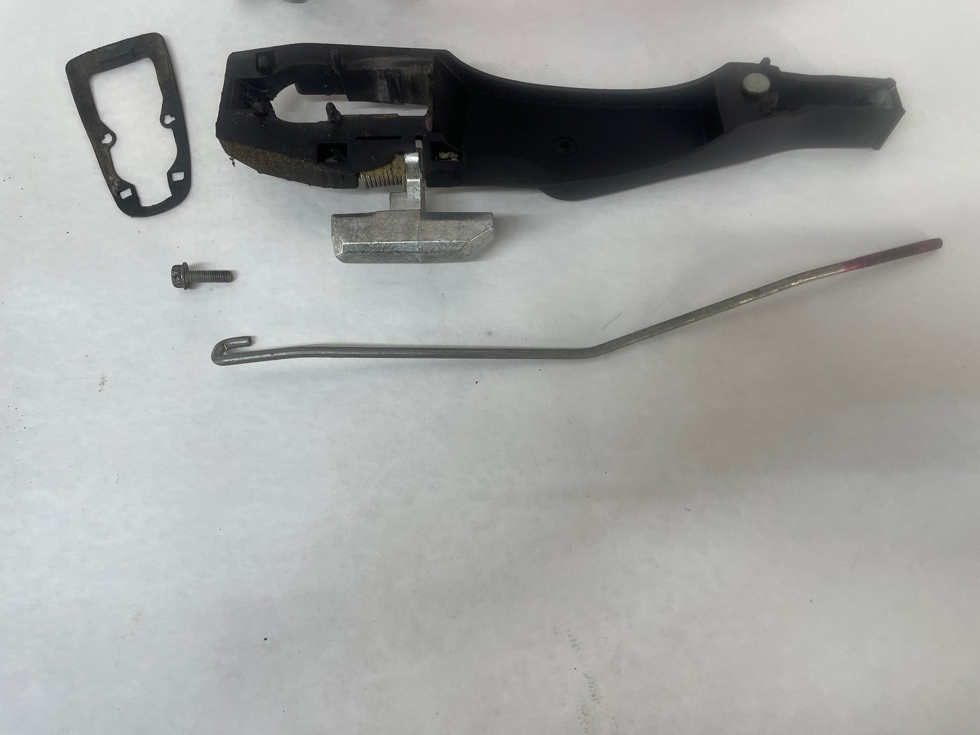 2009 Pontiac G8 GT LH Driver Exterior Door Handle w/ Bracket Red OEM - Day's Parts Yard