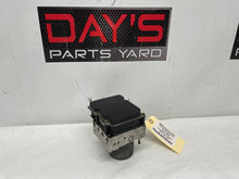 2006 Pontiac GTO ABS Anti Lock Brake Control Module Valve OEM - Day's Parts Yard
