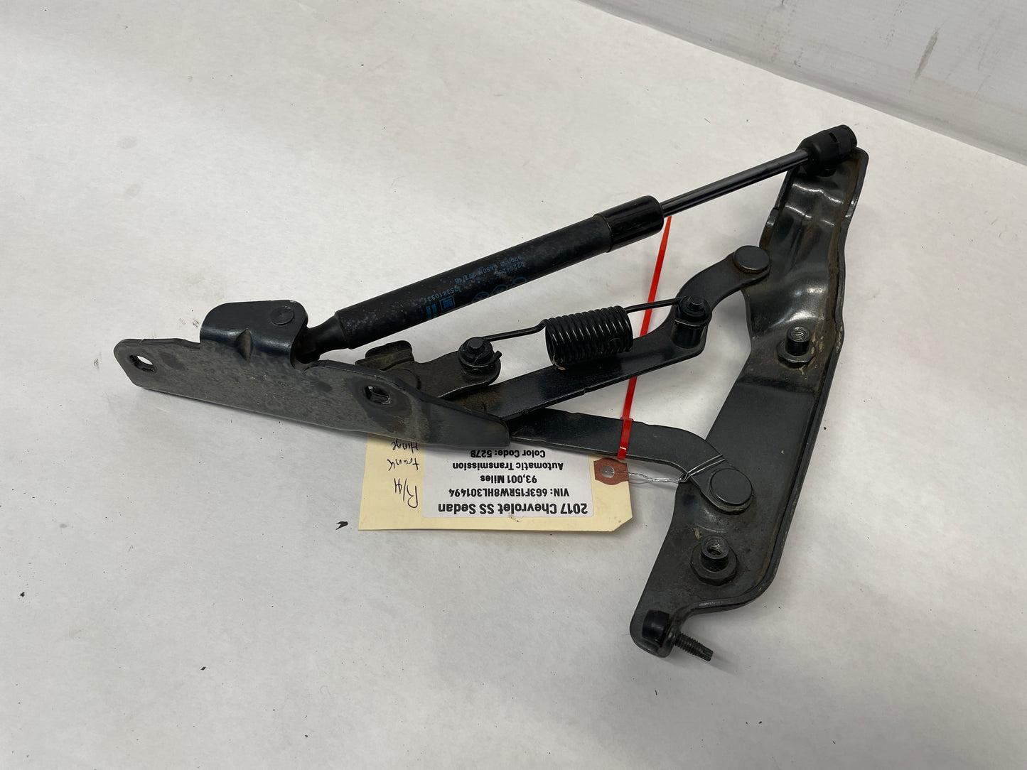 2017 Chevy SS Sedan RH & LH Trunk Hinges OEM - Day's Parts Yard