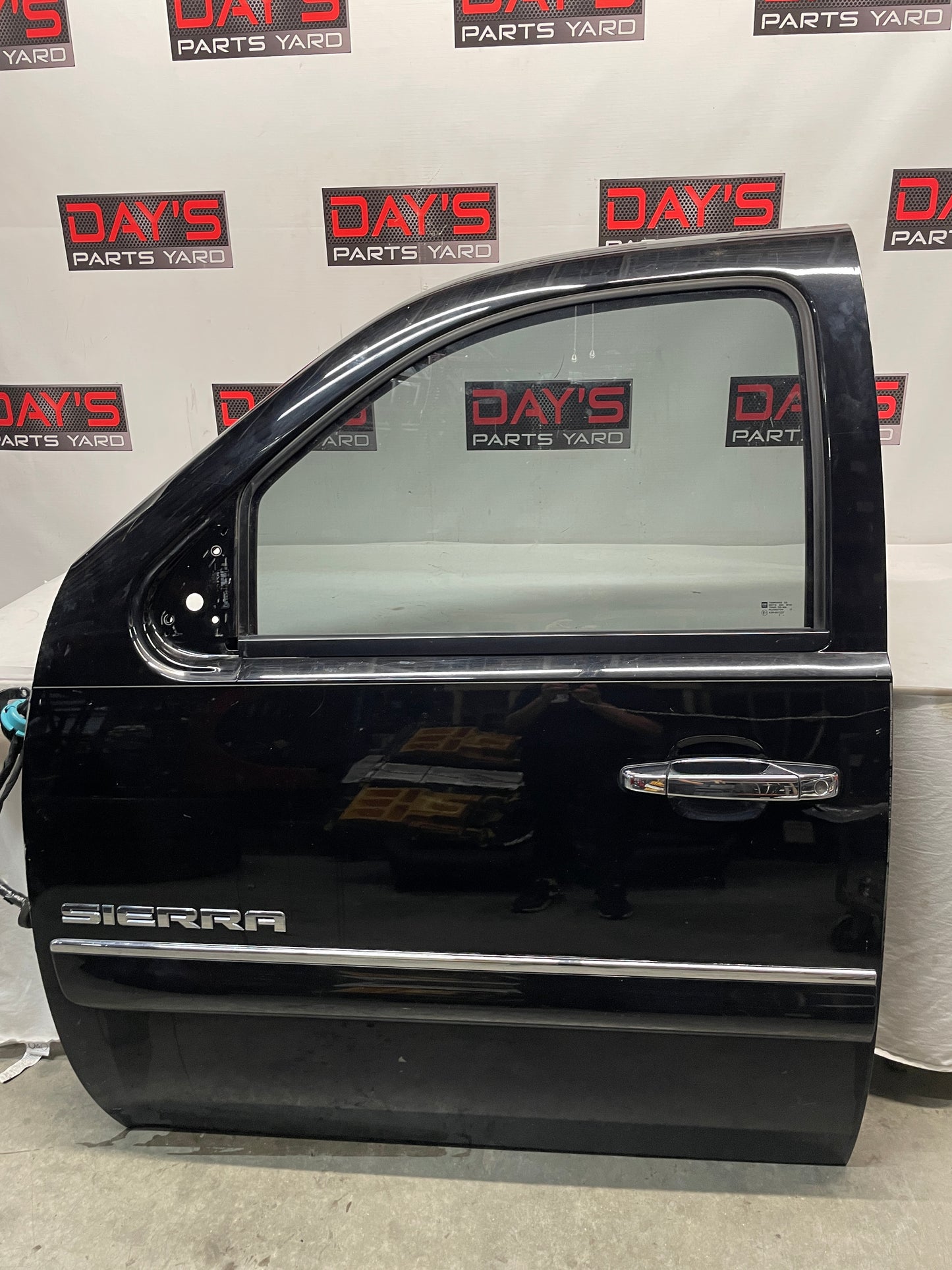2013 GMC Sierra C1500 SLE LH Driver Front Exterior Door Black OEM - Day's Parts Yard