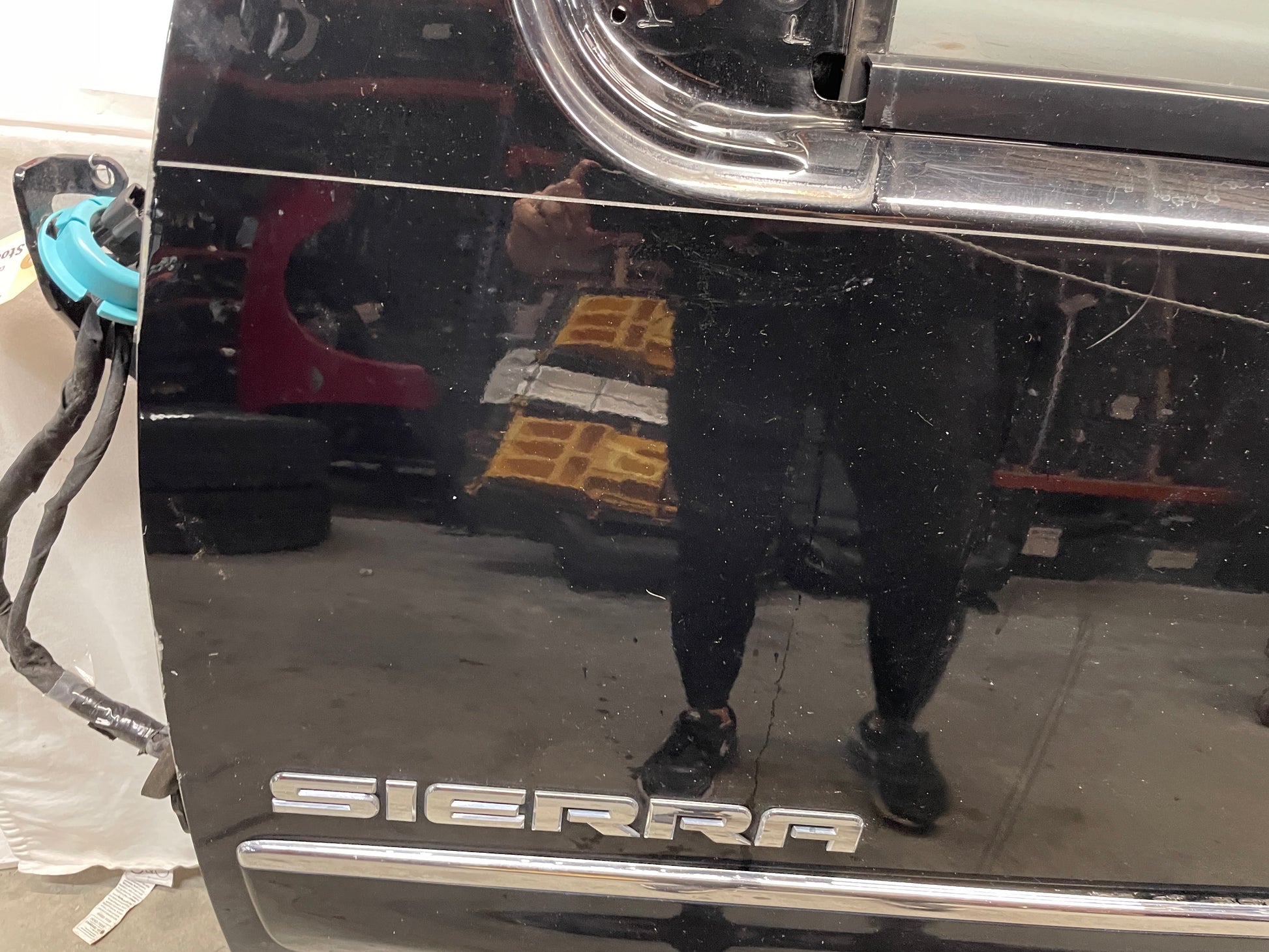 2013 GMC Sierra C1500 SLE LH Driver Front Exterior Door Black OEM - Day's Parts Yard