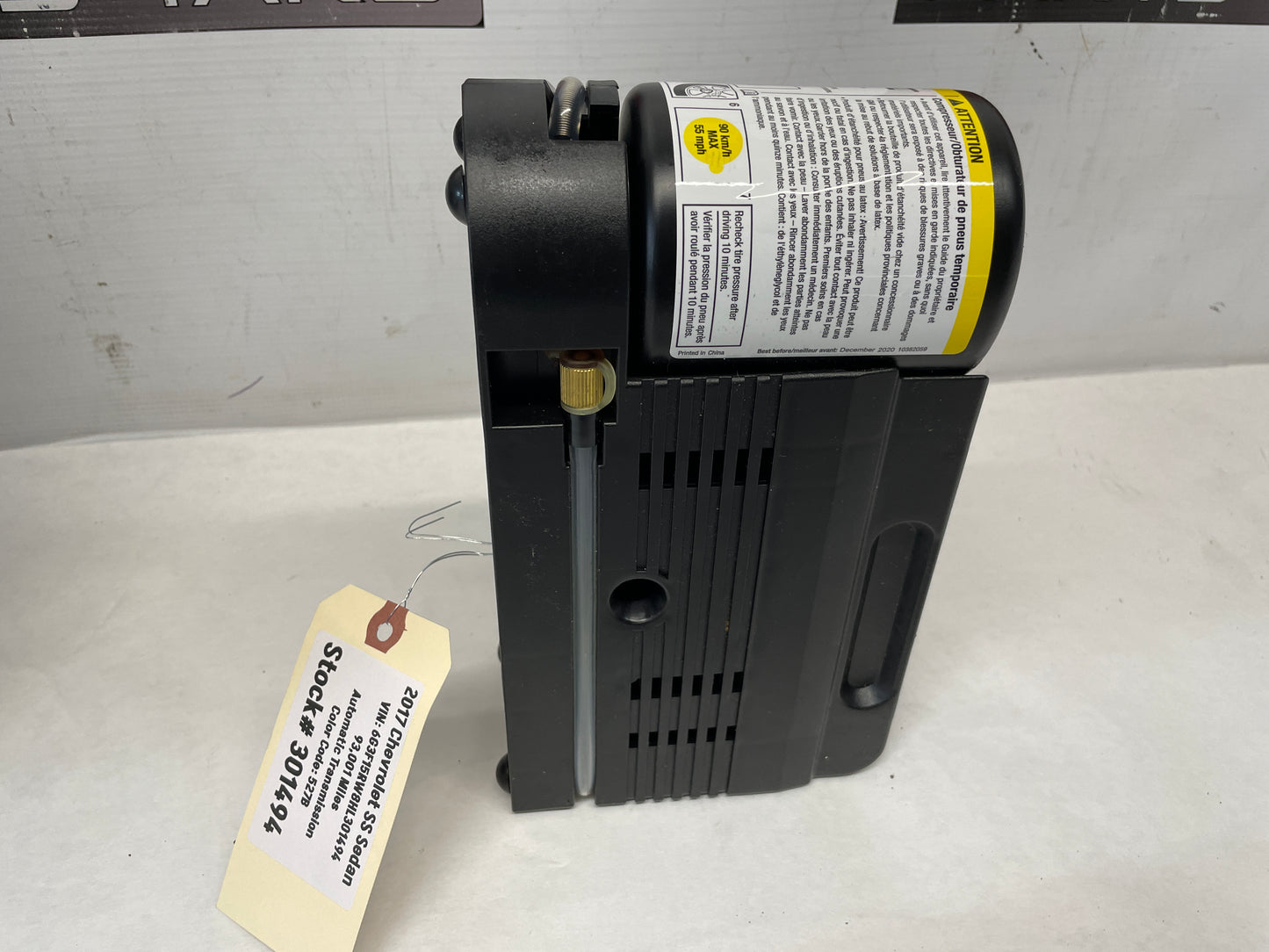 2017 Chevy SS Sedan Spare Tire Sealant Container & Compressor Assembly OEM - Day's Parts Yard