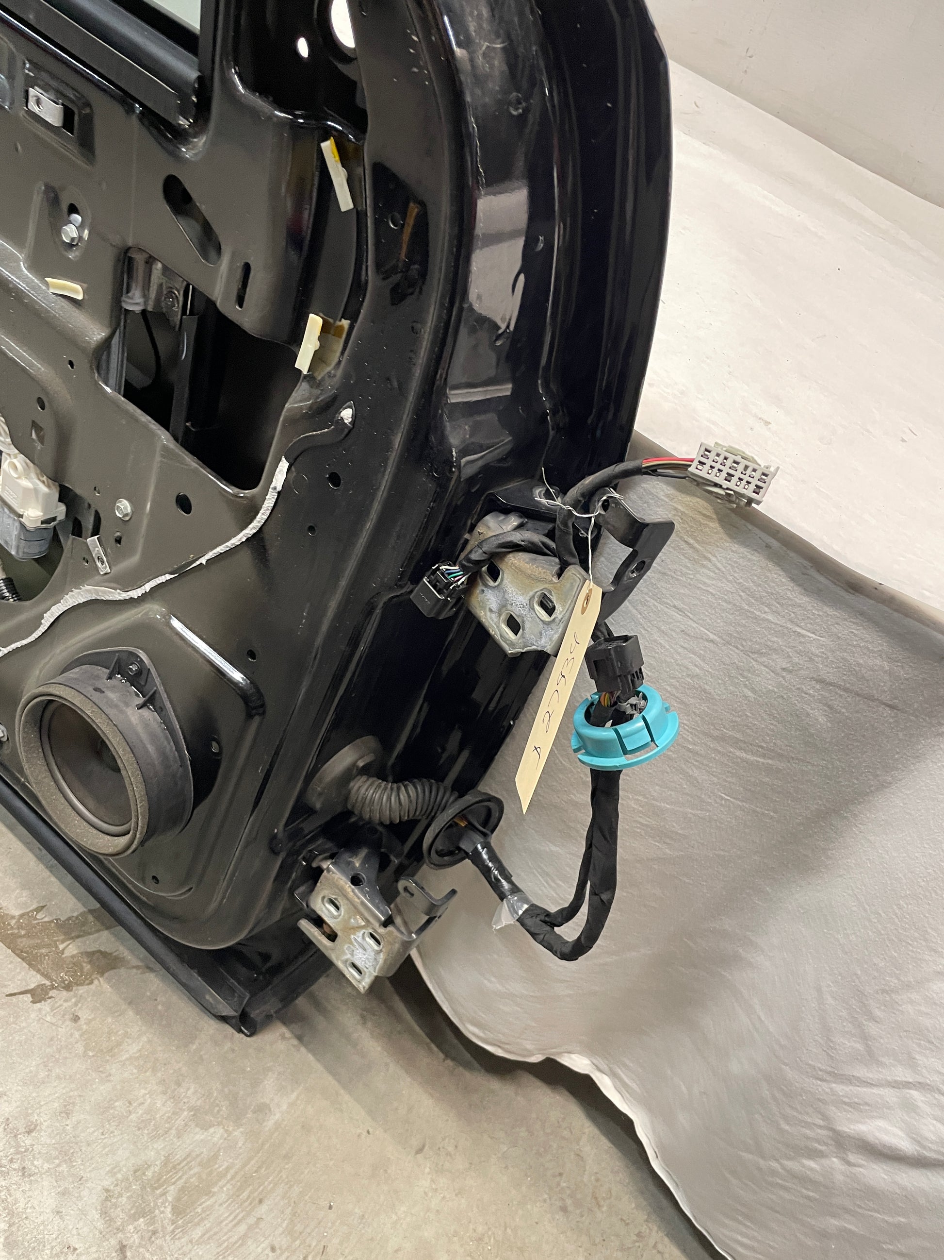 2013 GMC Sierra C1500 SLE LH Driver Front Exterior Door Black OEM - Day's Parts Yard