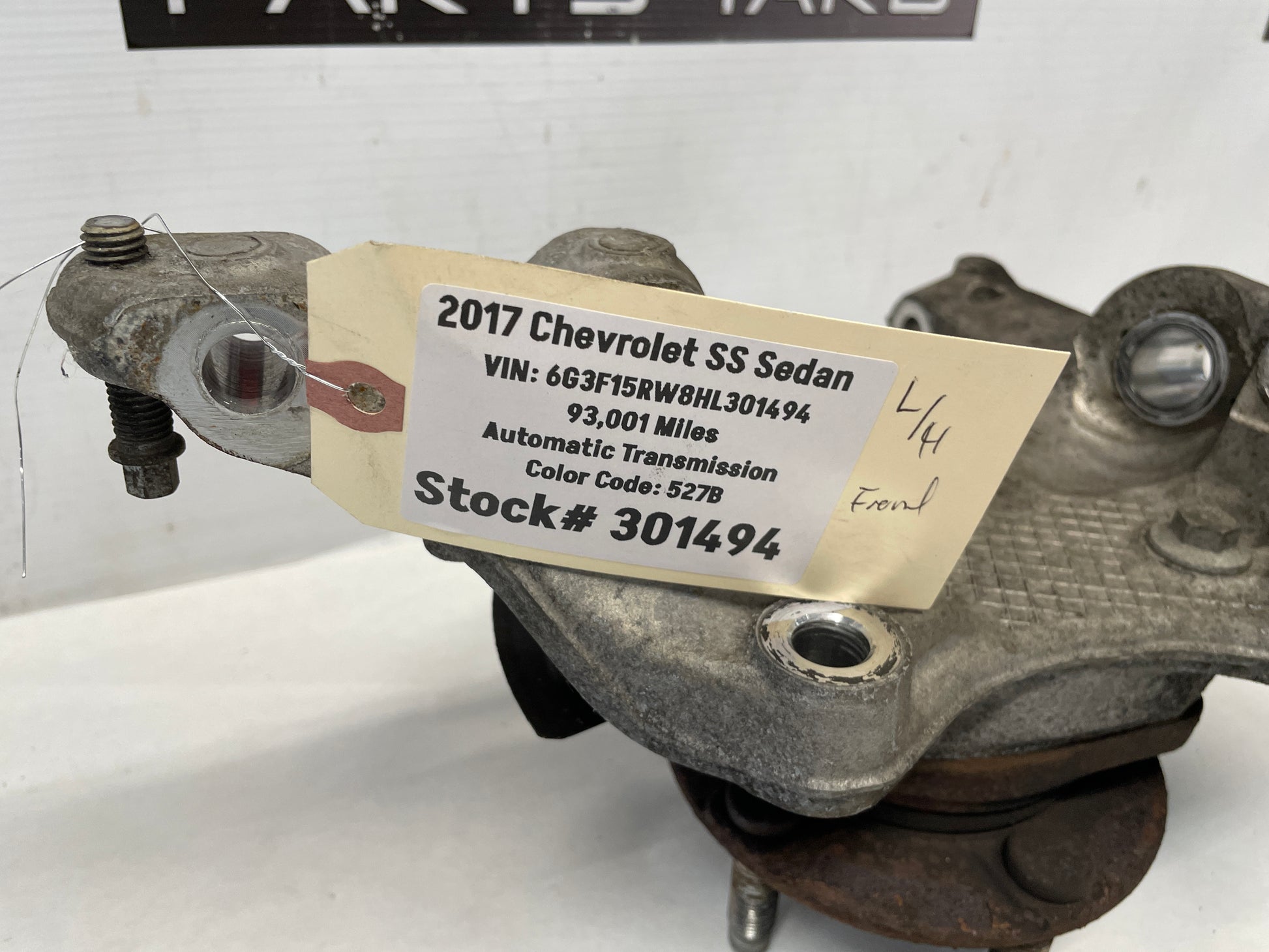 2017 Chevy SS Sedan LH Driver Front Hub Knuckle Spindle Wheel Bearing Assembly OEM - Day's Parts Yard