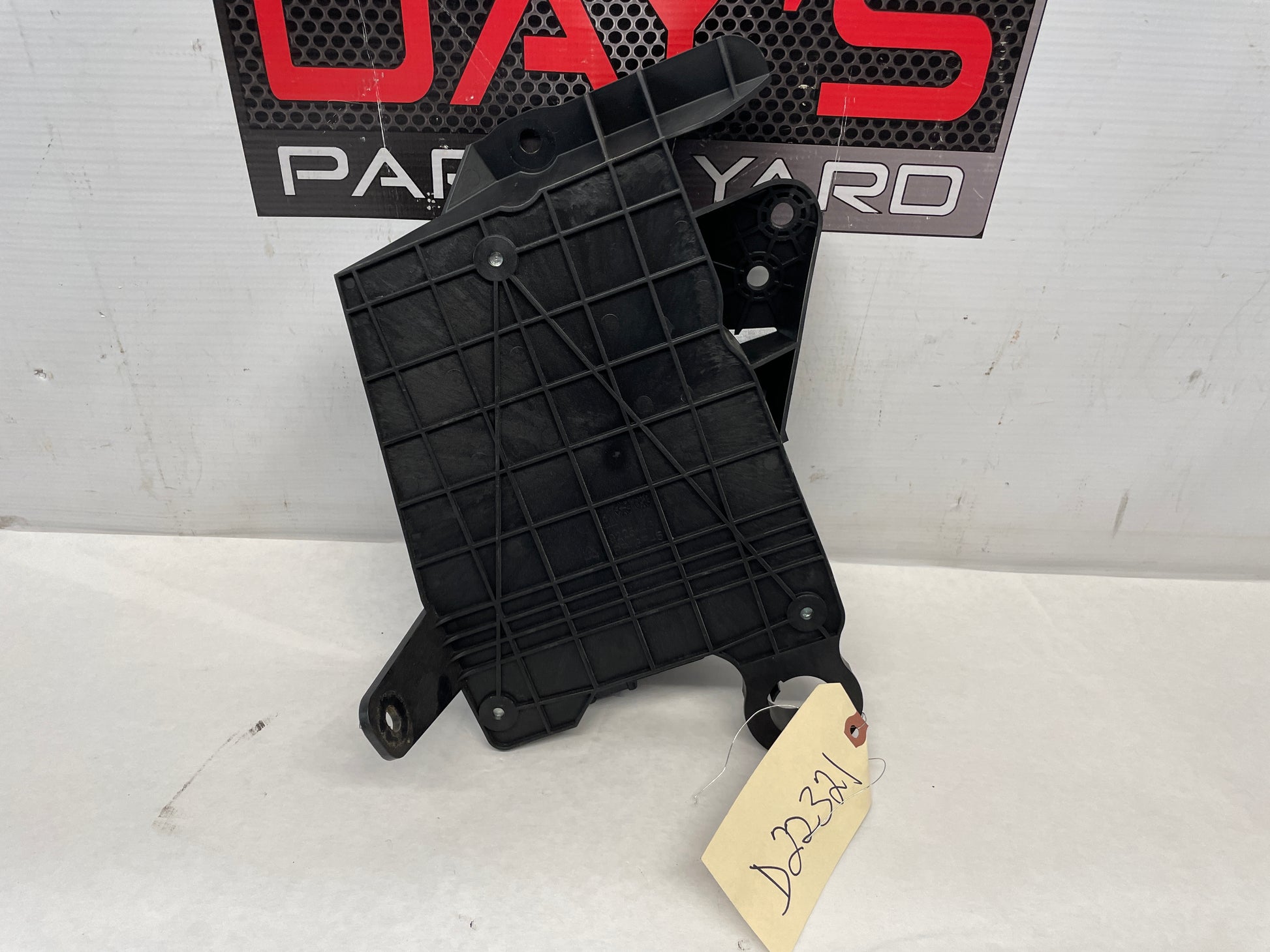 2017 Chevy SS Sedan Bose Stereo Radio Amplifier OEM - Day's Parts Yard