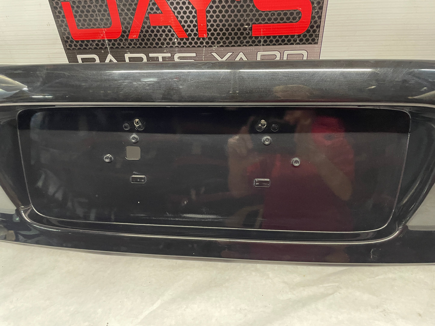 2006 Pontiac GTO Trunk Deck Lid Filler Insert Applique Panel OEM - Day's Parts Yard