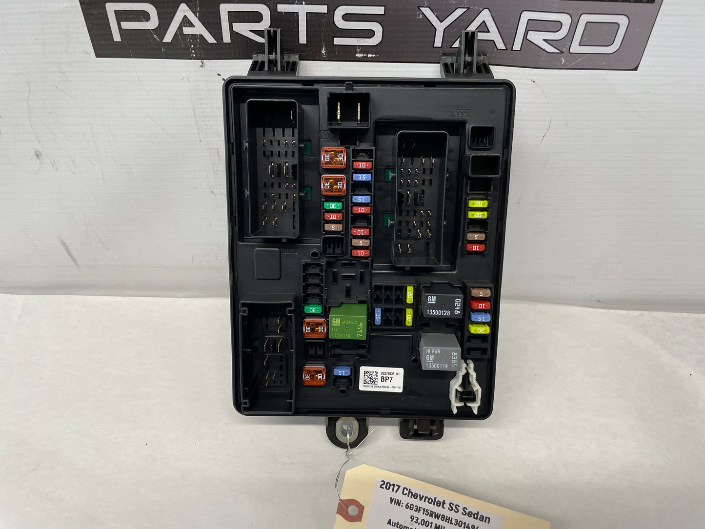 2017 Chevy SS Sedan Rear Trunk Fuse Relay Body Harness Junction Box Panel OEM