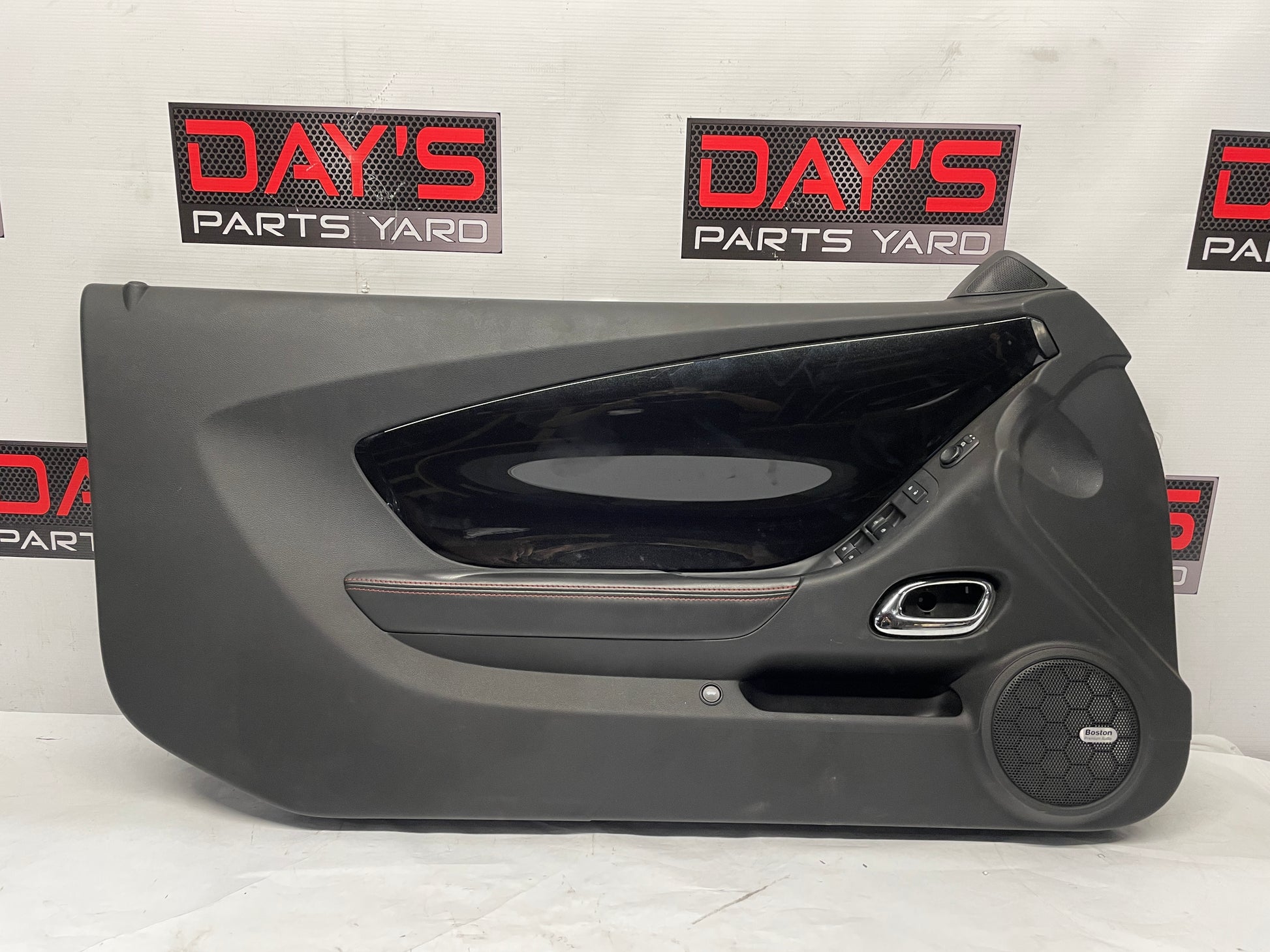 2014 Chevy Camaro ZL1 Convertible LH Driver Interior Door Panel Trim Carbon Flash OEM - Day's Parts Yard