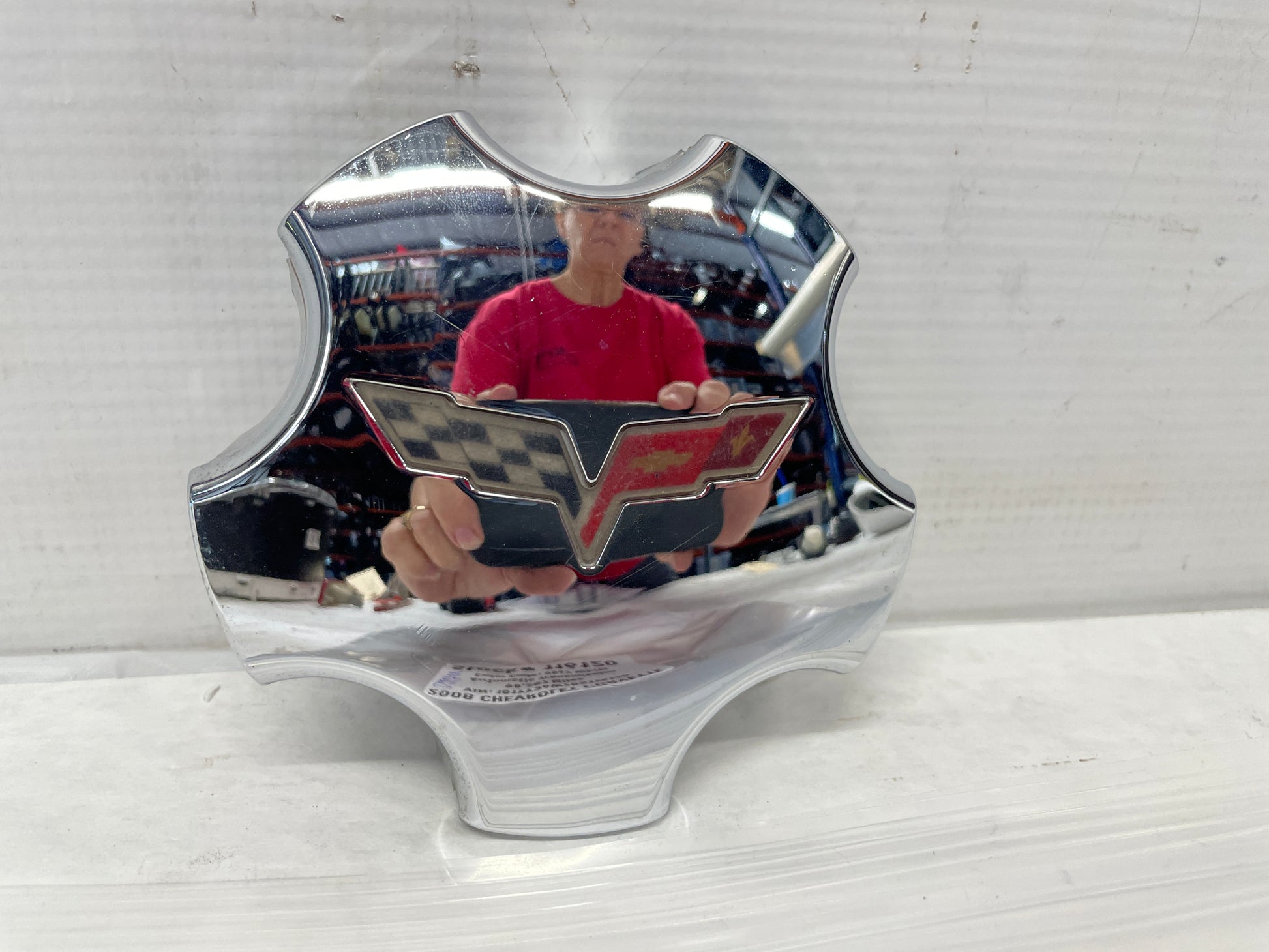 2008 Chevy Corvette Center Wheel Cap OEM - Day's Parts Yard