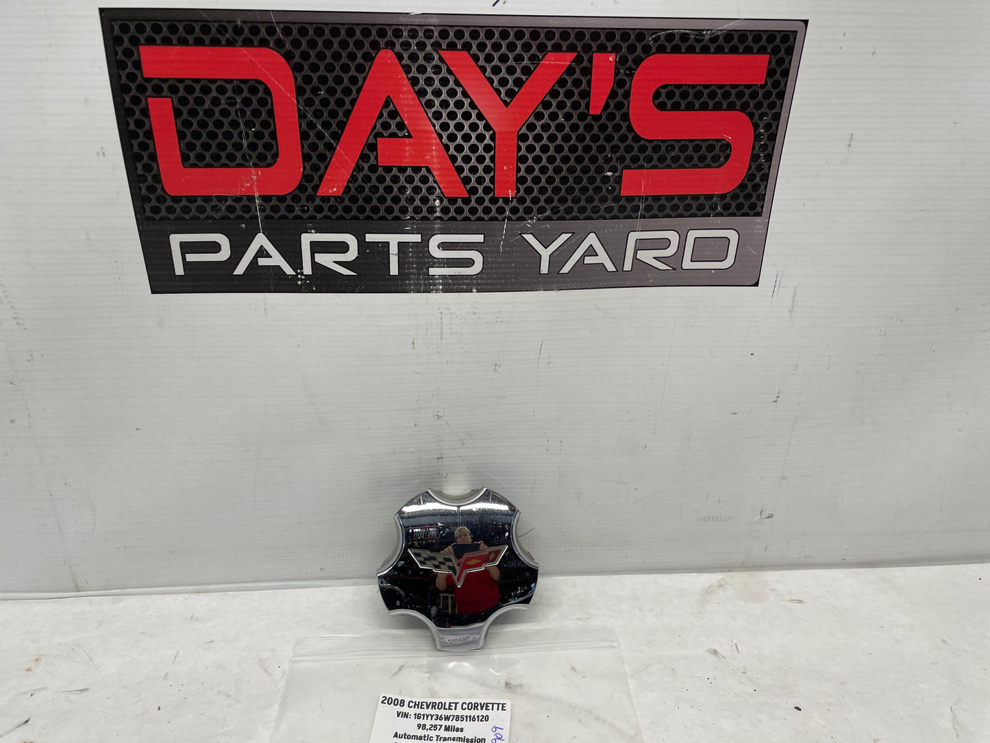 2008 Chevy Corvette Center Wheel Cap OEM - Day's Parts Yard