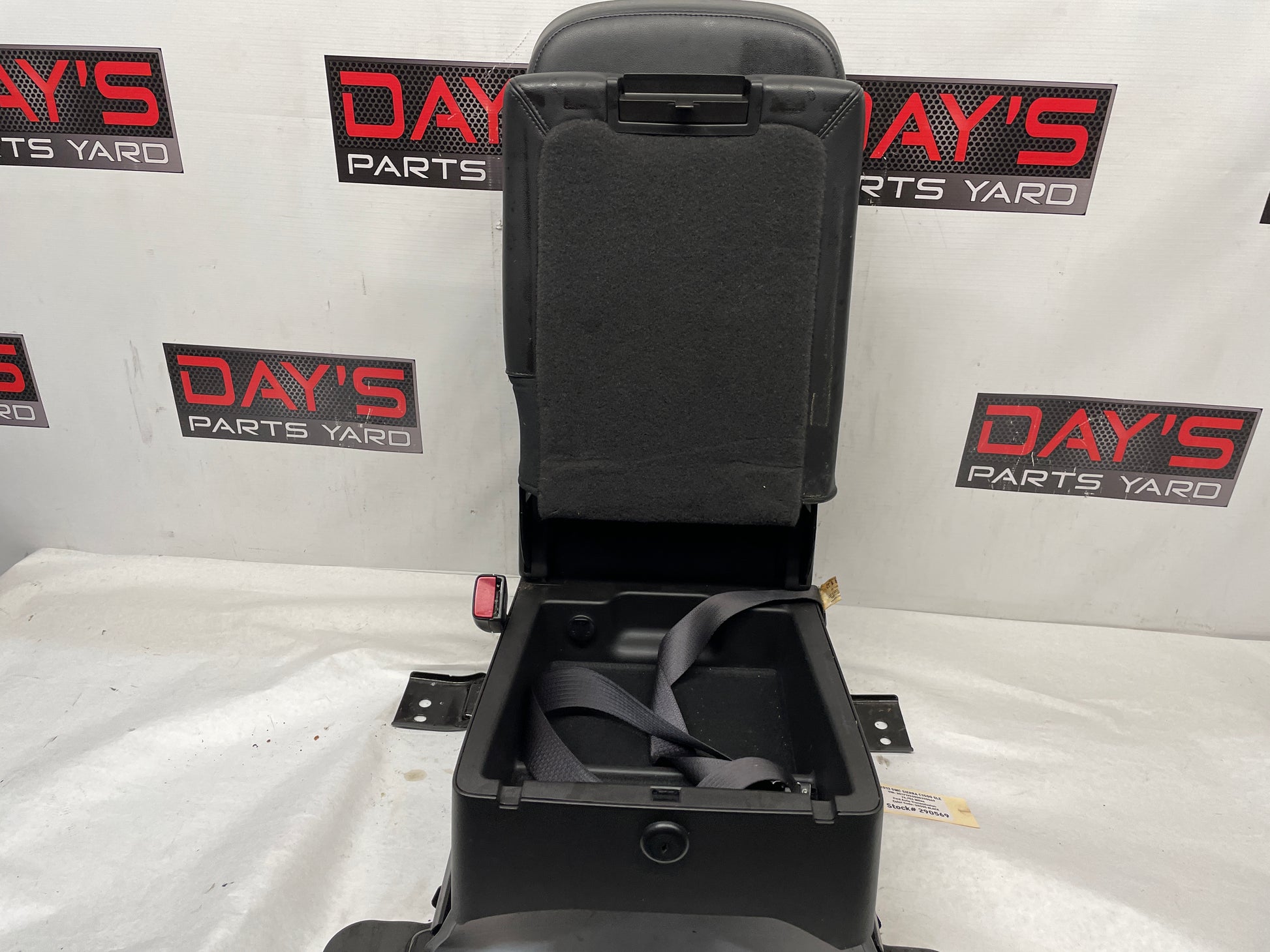 2013 GMC Sierra C1500 SLE Front Center Console Jump Seat OEM - Day's Parts Yard